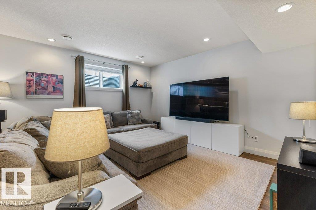 Photo 30 at 4476 Suzanna Crescent SW, Summerside, Edmonton