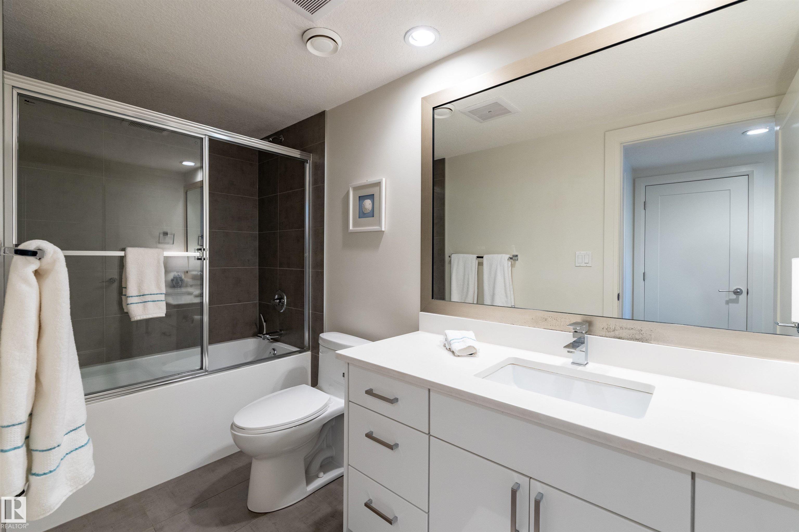 Photo 35 at 4476 Suzanna Crescent SW, Summerside, Edmonton