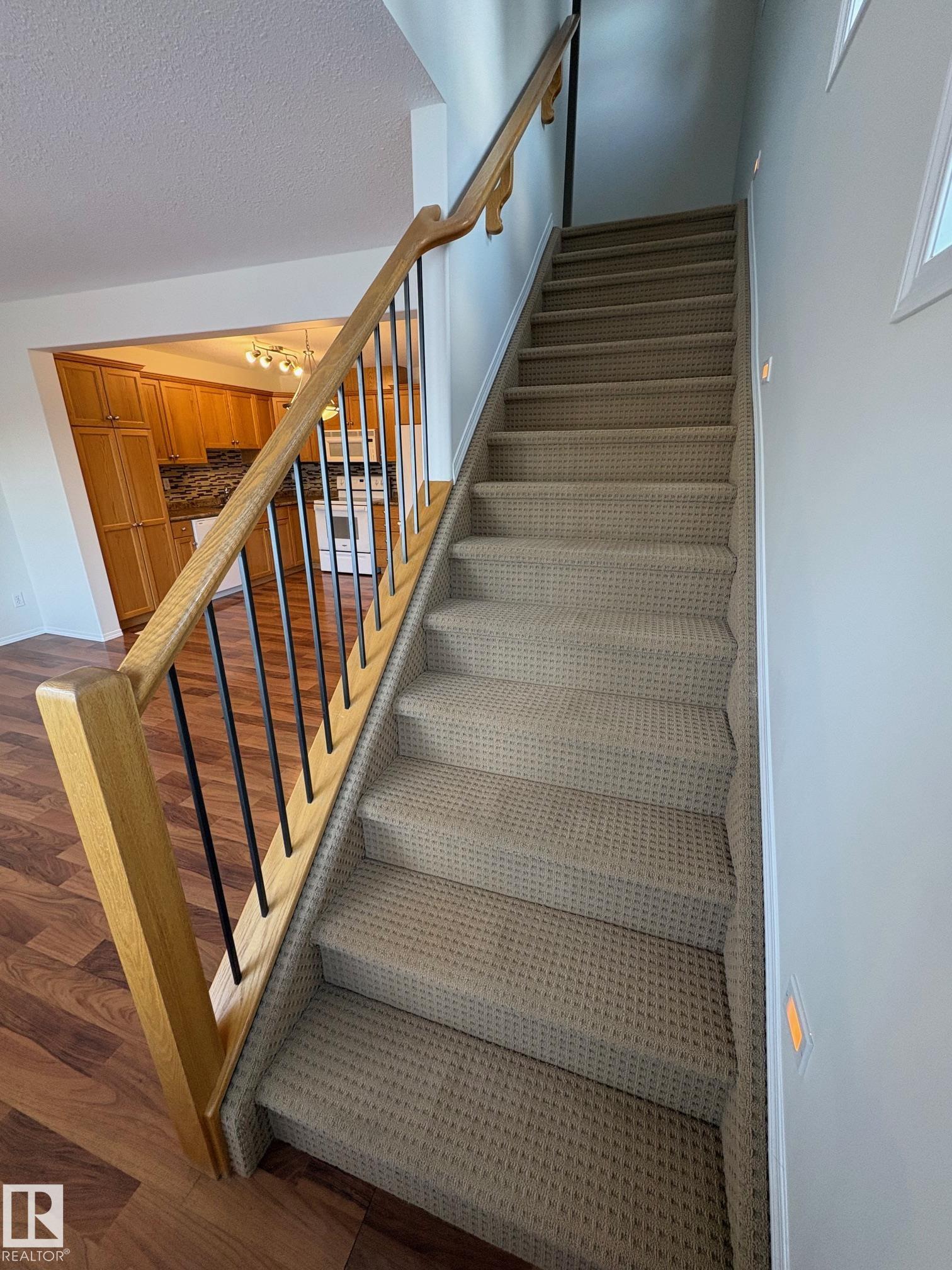 Photo 11 at 16 - 2816 34 Avenue NW, Wild Rose, Edmonton