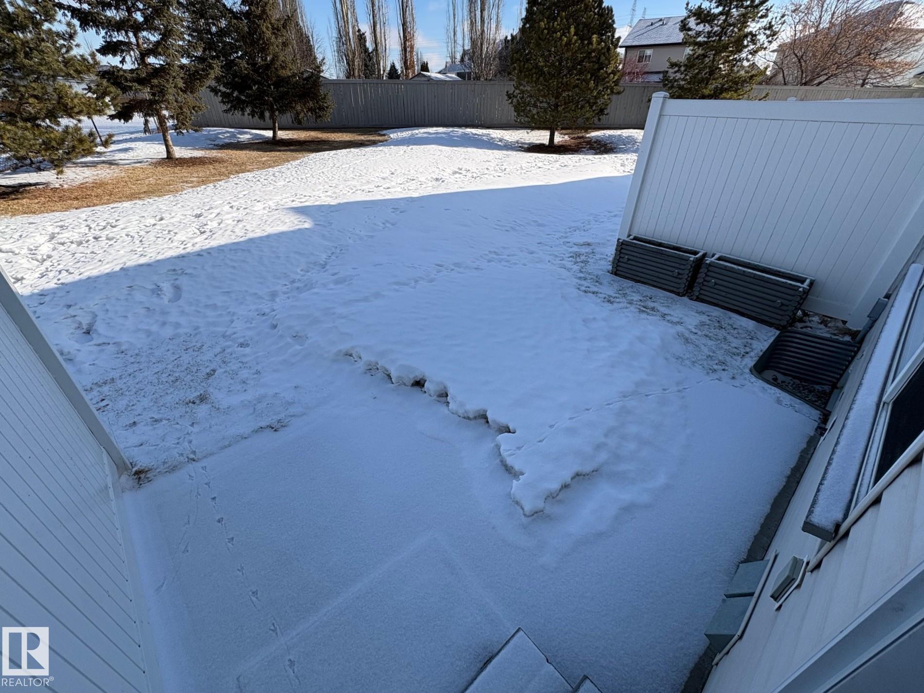 Photo 9 at 16 - 2816 34 Avenue NW, Wild Rose, Edmonton