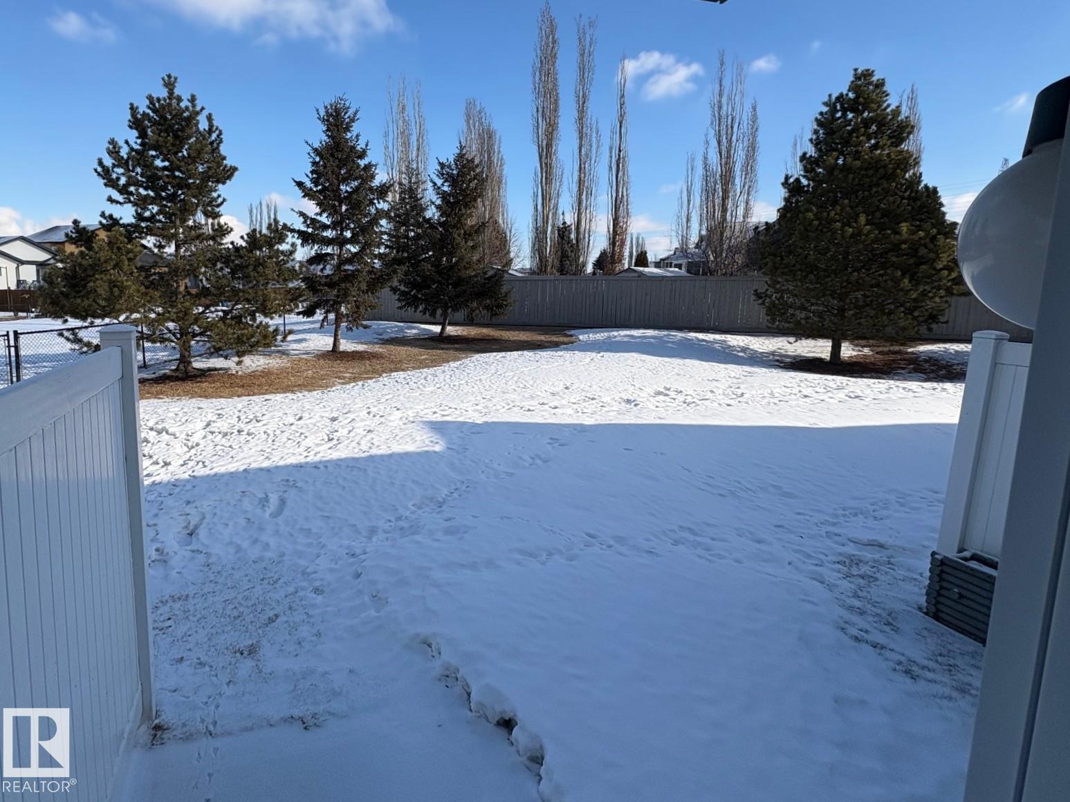 Photo 10 at 16 - 2816 34 Avenue NW, Wild Rose, Edmonton