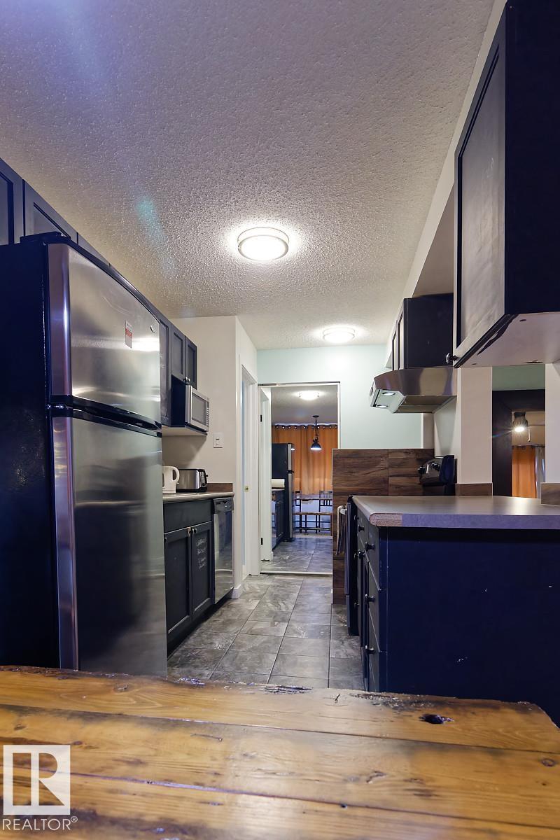 Photo 13 at 11217 103 Avenue NW, Wîhkwêntôwin, Edmonton