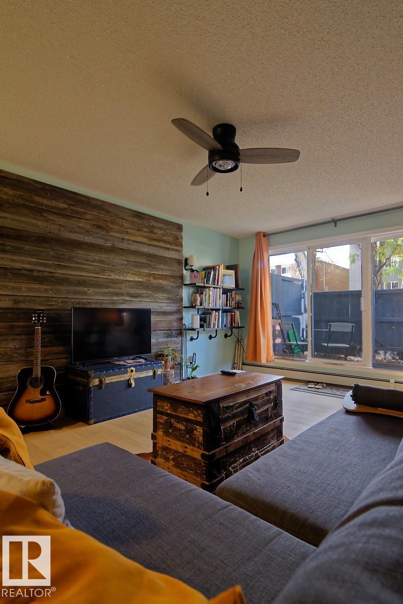 Photo 5 at 11217 103 Avenue NW, Wîhkwêntôwin, Edmonton