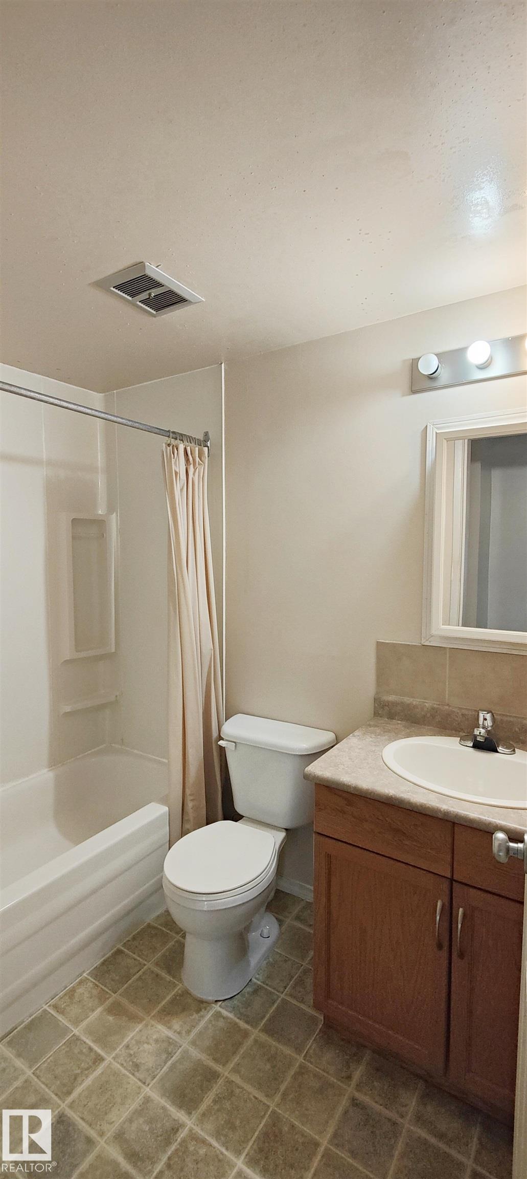 Photo 17 at 207 - 10815 83 Avenue NW, Garneau, Edmonton