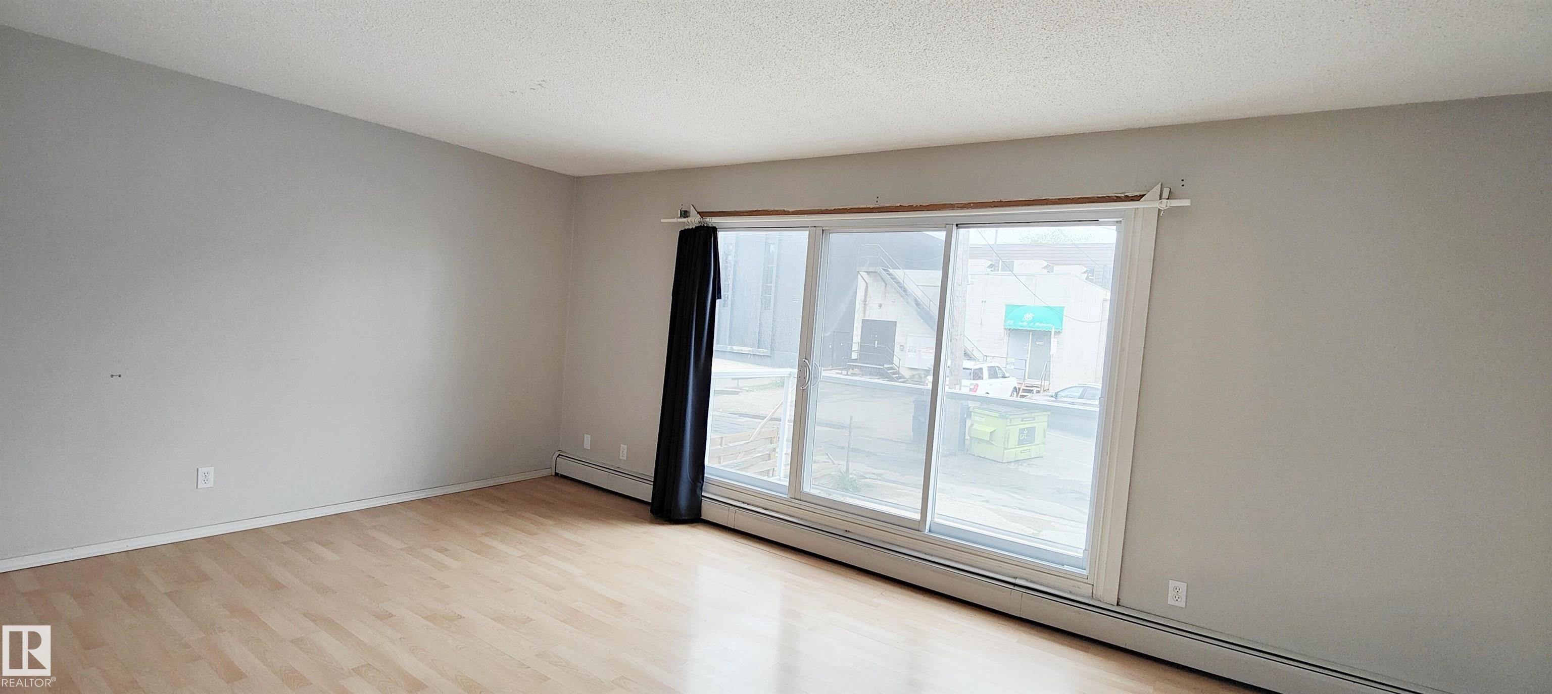 Photo 7 at 207 - 10815 83 Avenue NW, Garneau, Edmonton