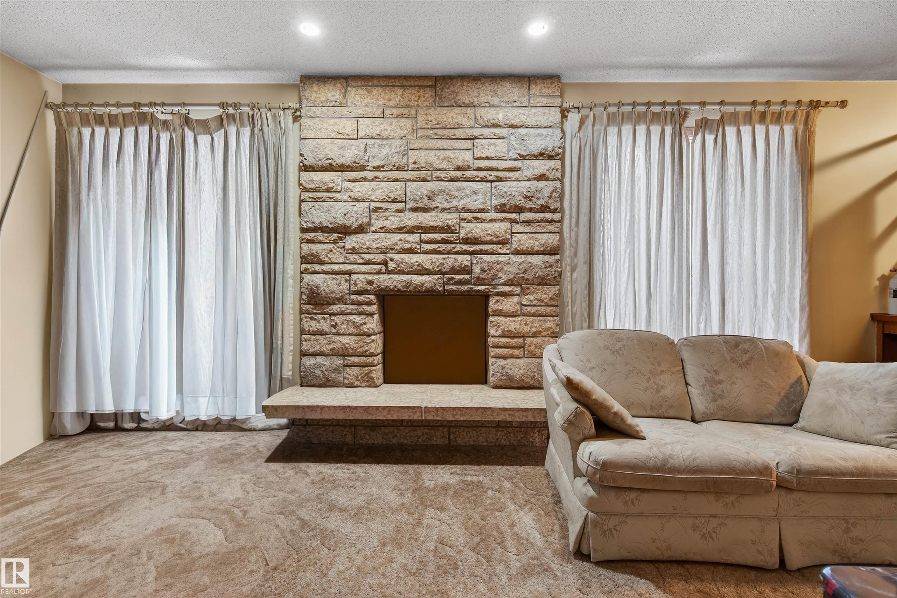 Picture for 4104 109 ST NW