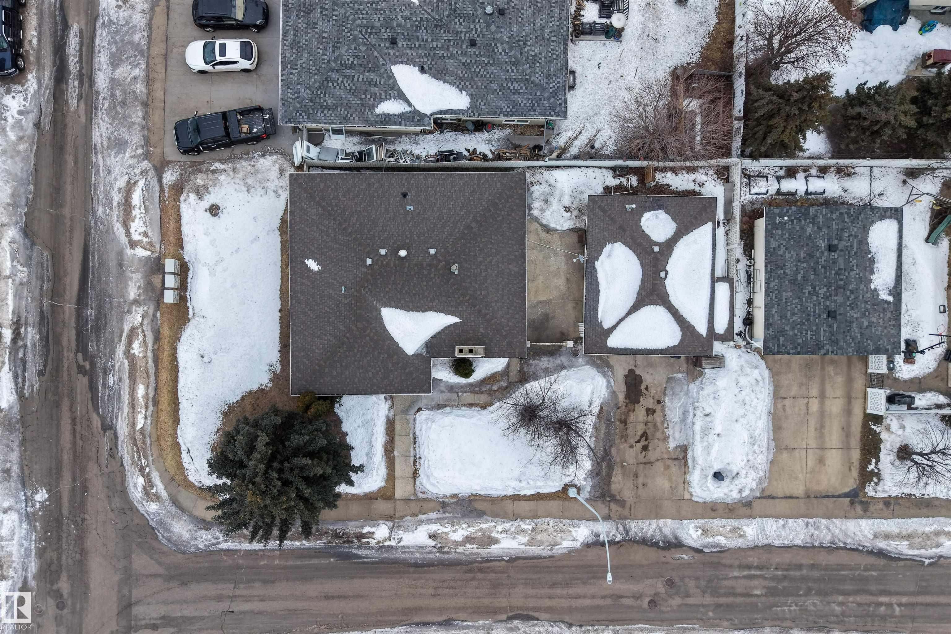 Photo 22 at 4104 109 Street NW, Rideau Park, Edmonton