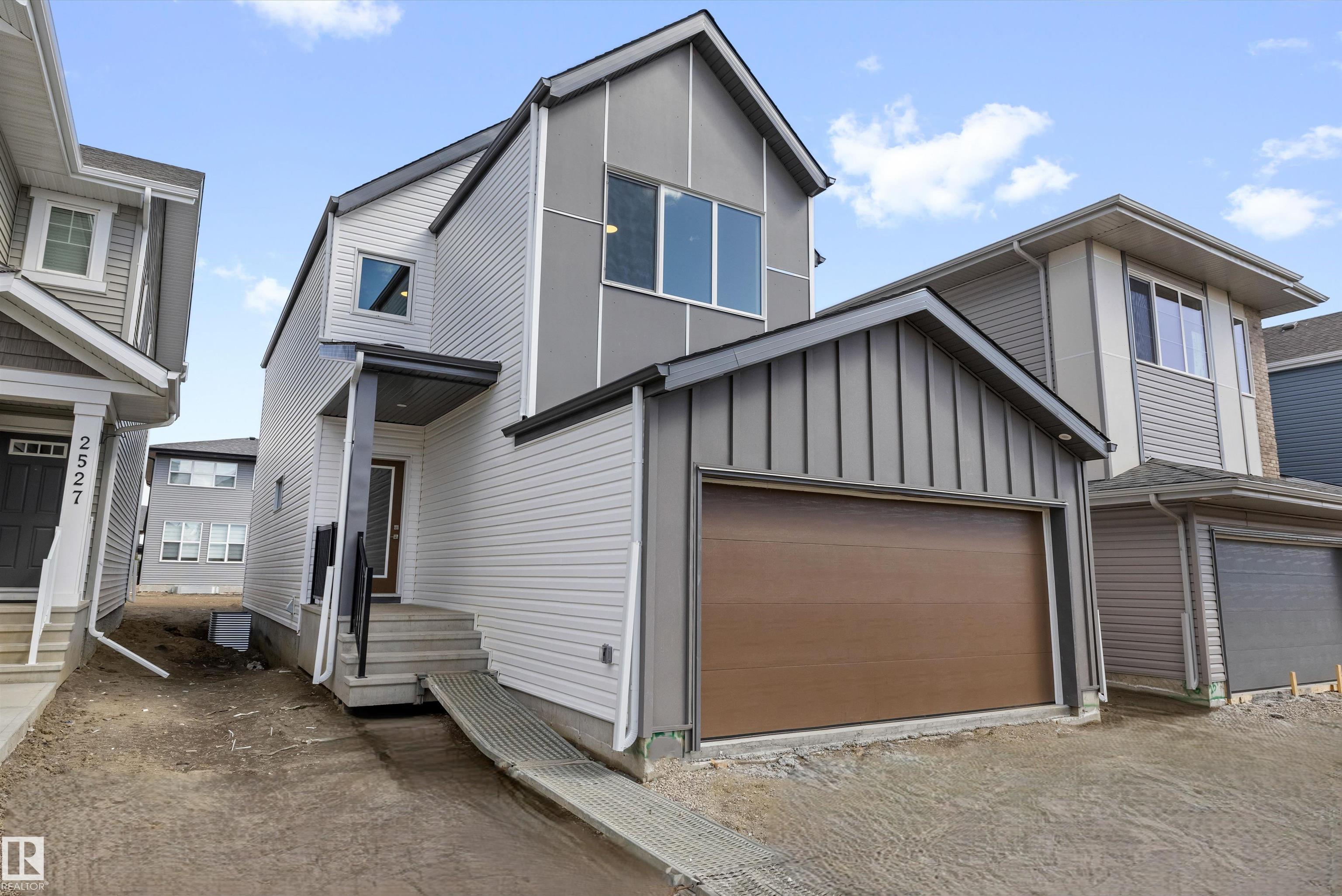 Picture for 2523 210 ST NW