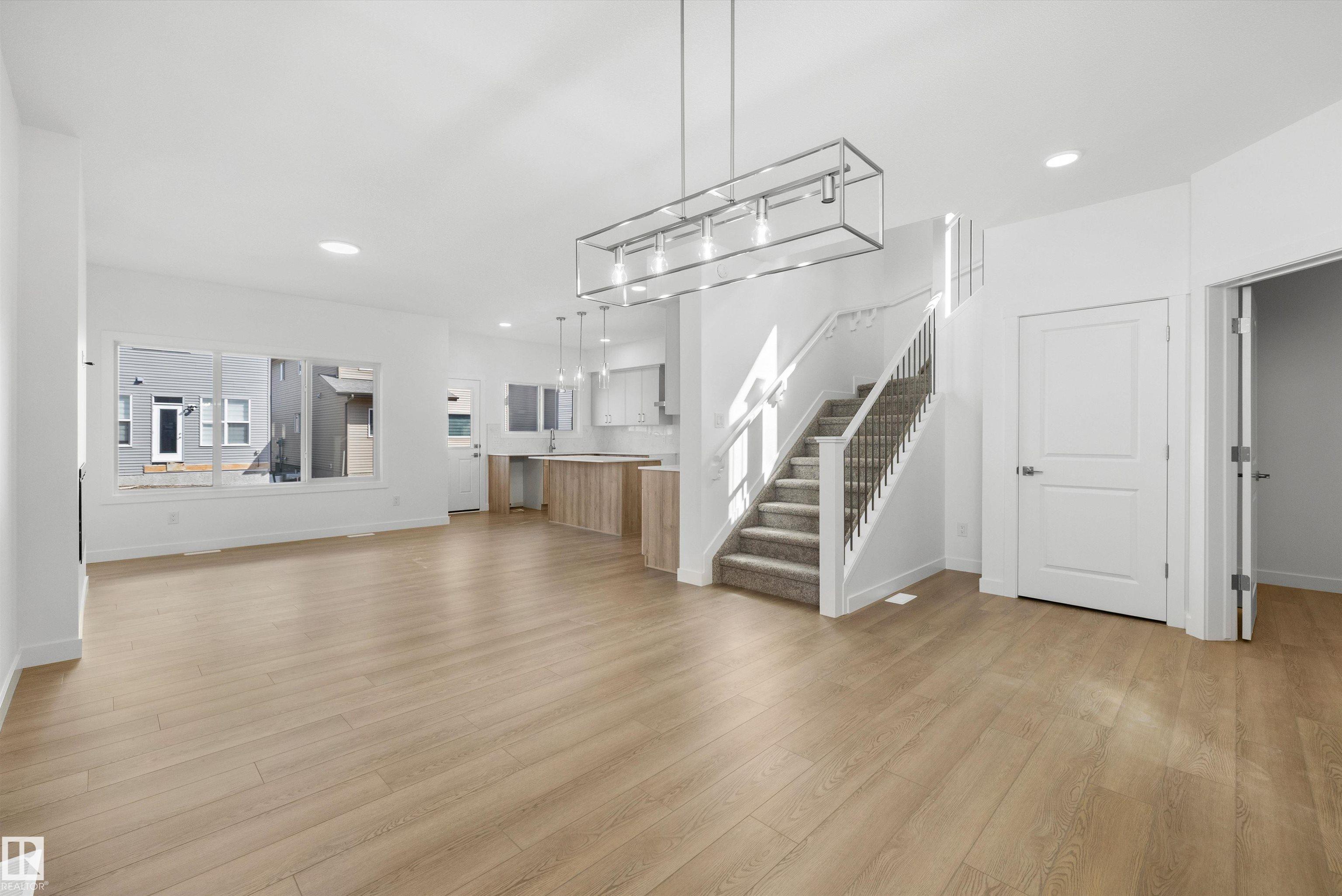 Picture for 2523 210 ST NW