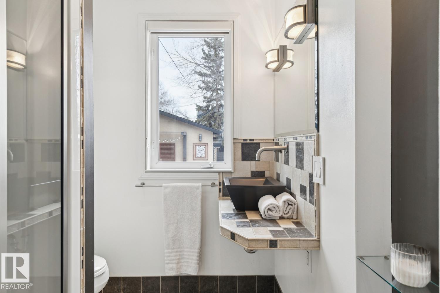 Photo 29 at 10537 140 Street NW, Glenora, Edmonton