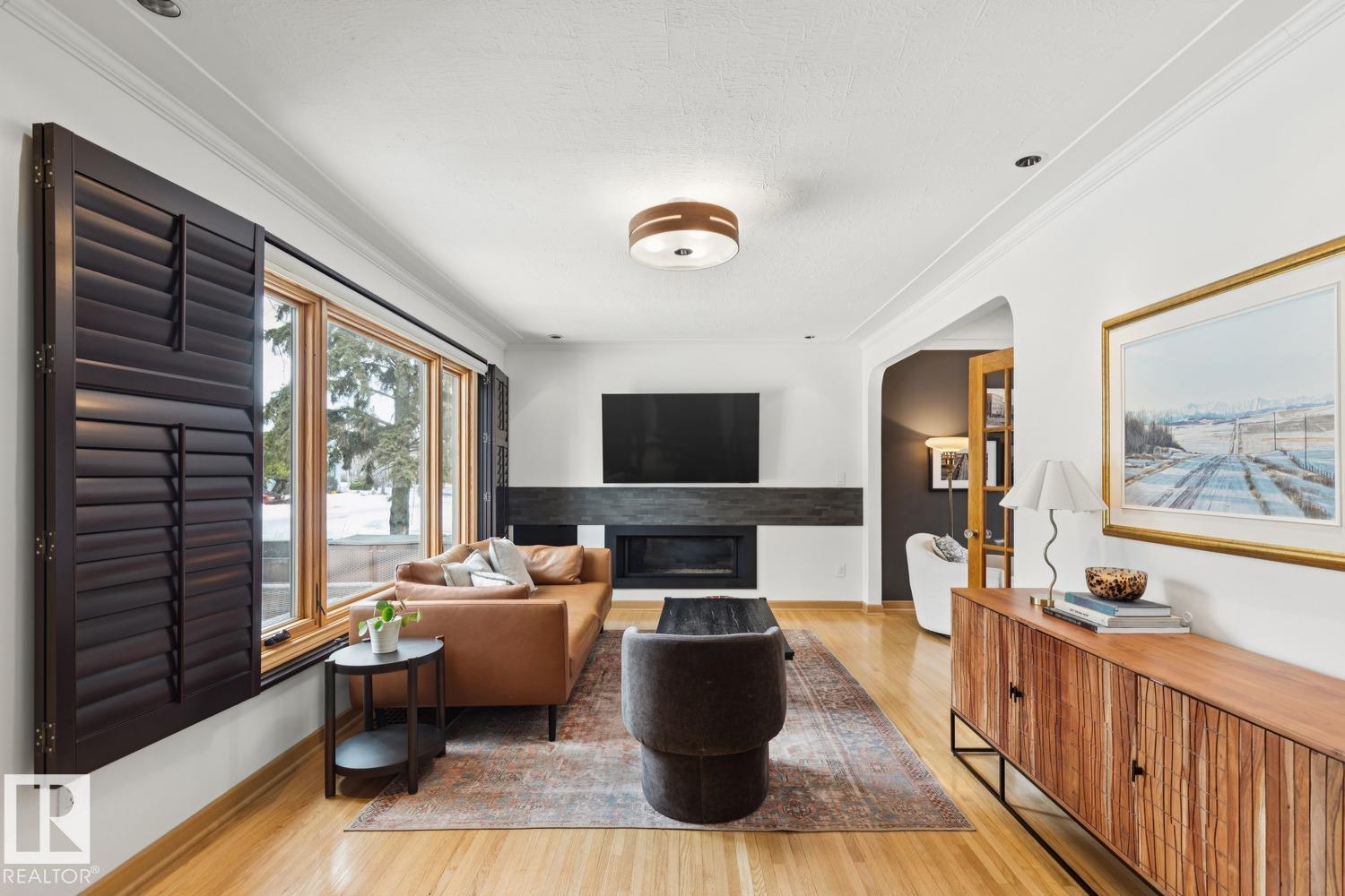 Photo 9 at 10537 140 Street NW, Glenora, Edmonton