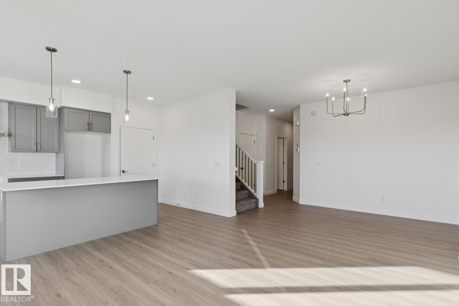 Photo 17 at 19115 20 Avenue NW, River's Edge, Edmonton