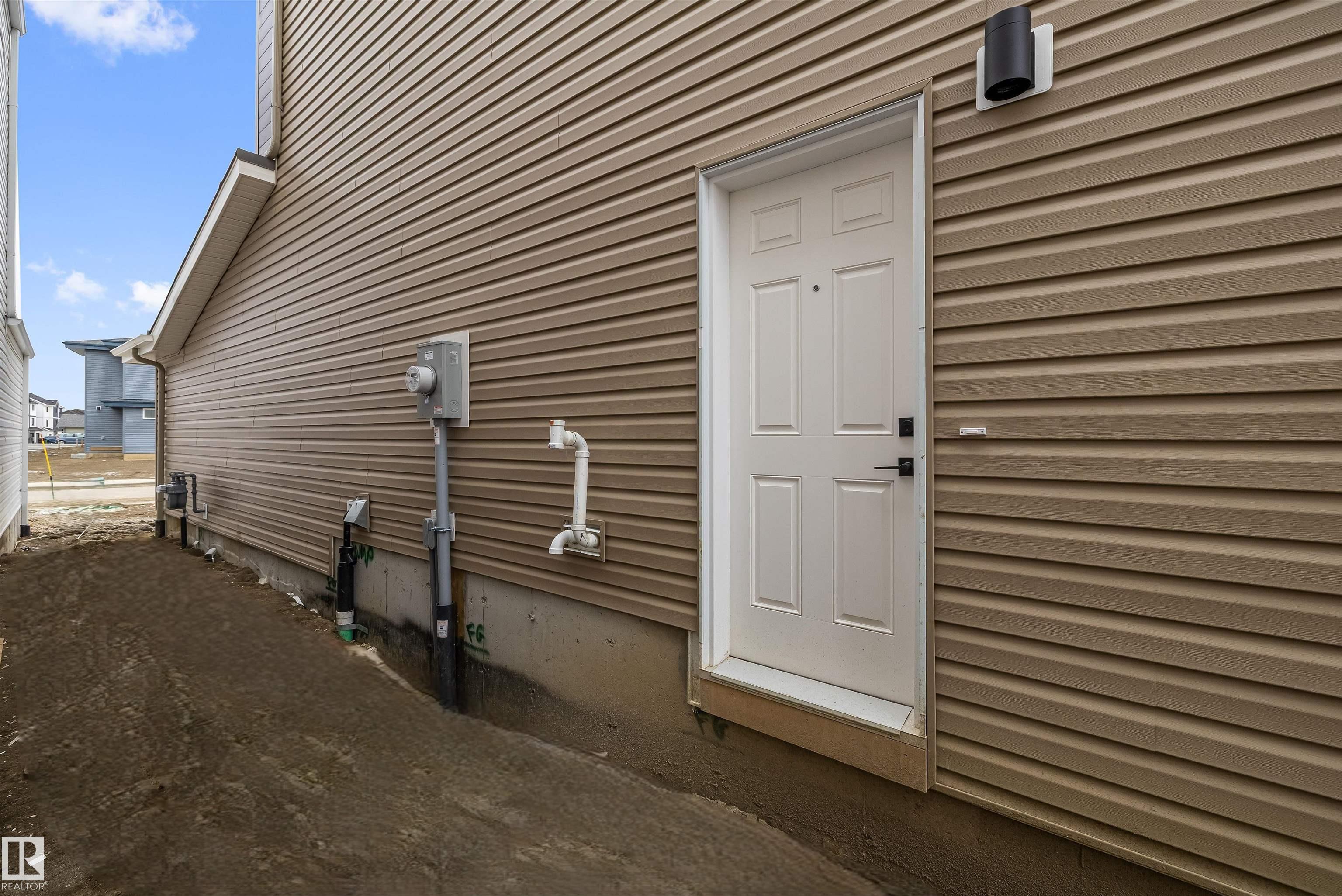 https://zimg.paragon.ice.com/ParagonImages/Property/PM/RAE/225390664/48/0/0/4c8d1db9fe517f76af20793cb7b49d1f/1/e2322af780cfcce8d66837b2e01eee29/225390664-fcd4e83a-8862-4cf5-9051-4fb186eeed08.JPG