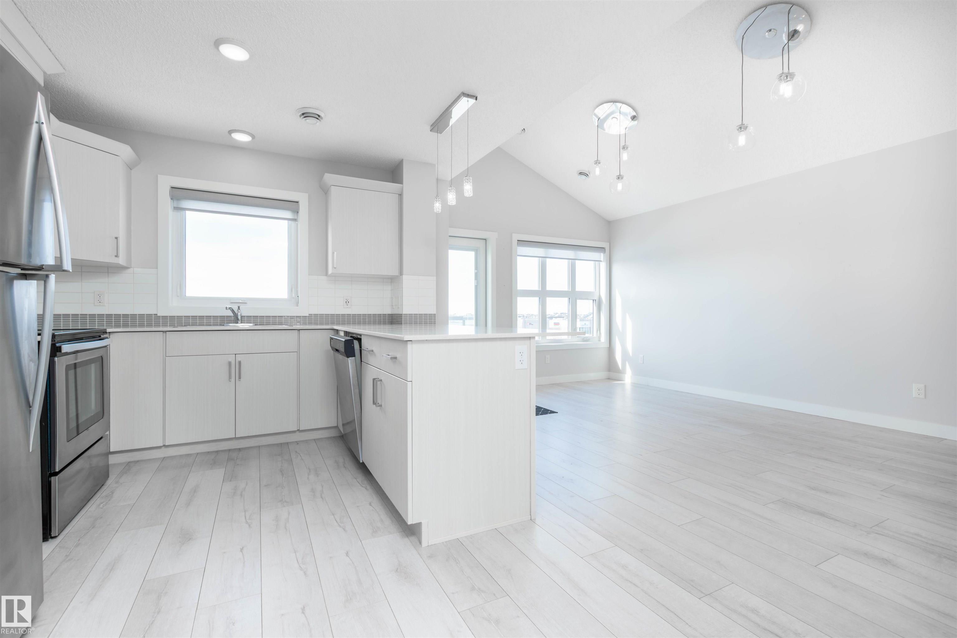 Photo 12 at 6 - 1203 163 Street SW, Glenridding Heights, Edmonton