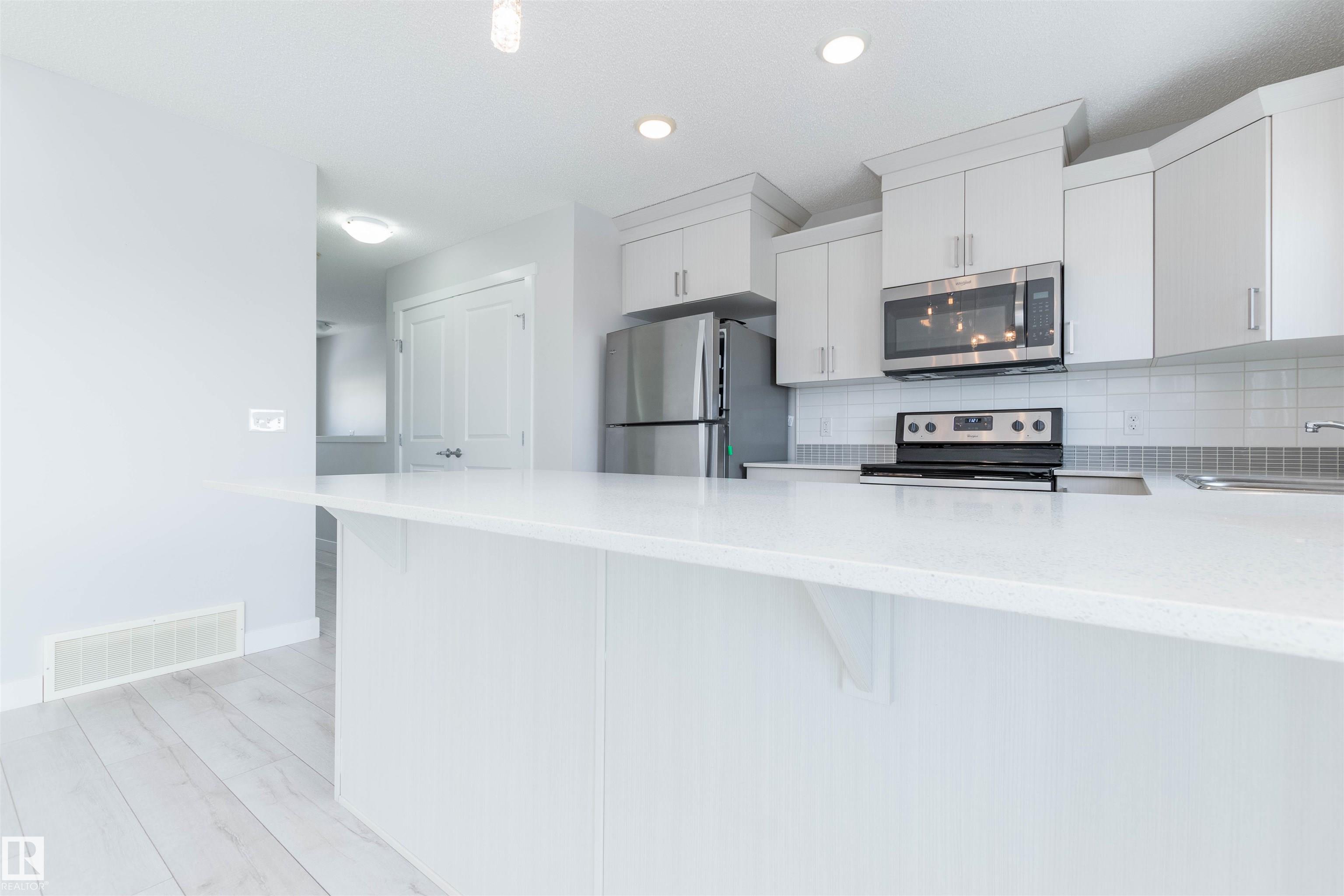 Photo 7 at 6 - 1203 163 Street SW, Glenridding Heights, Edmonton