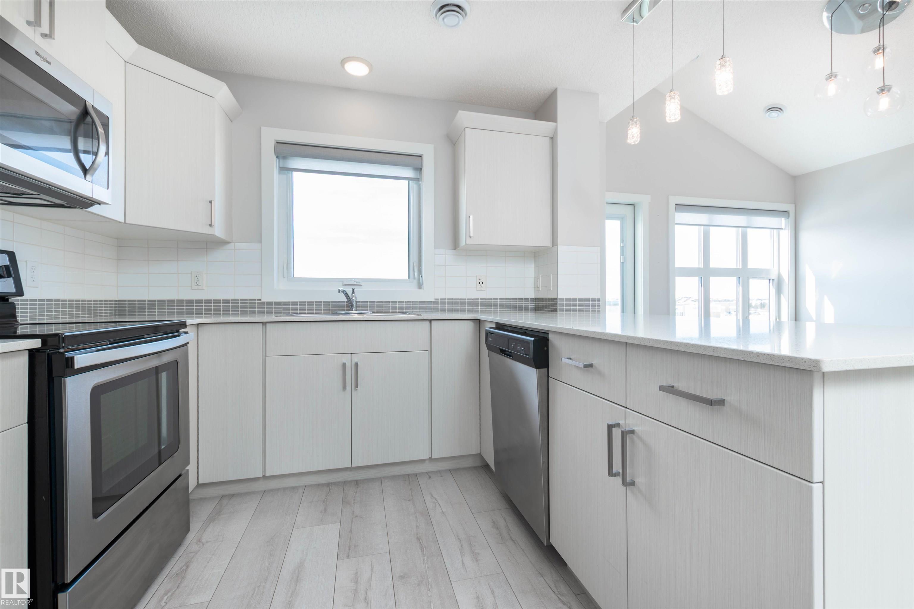 Photo 10 at 6 - 1203 163 Street SW, Glenridding Heights, Edmonton