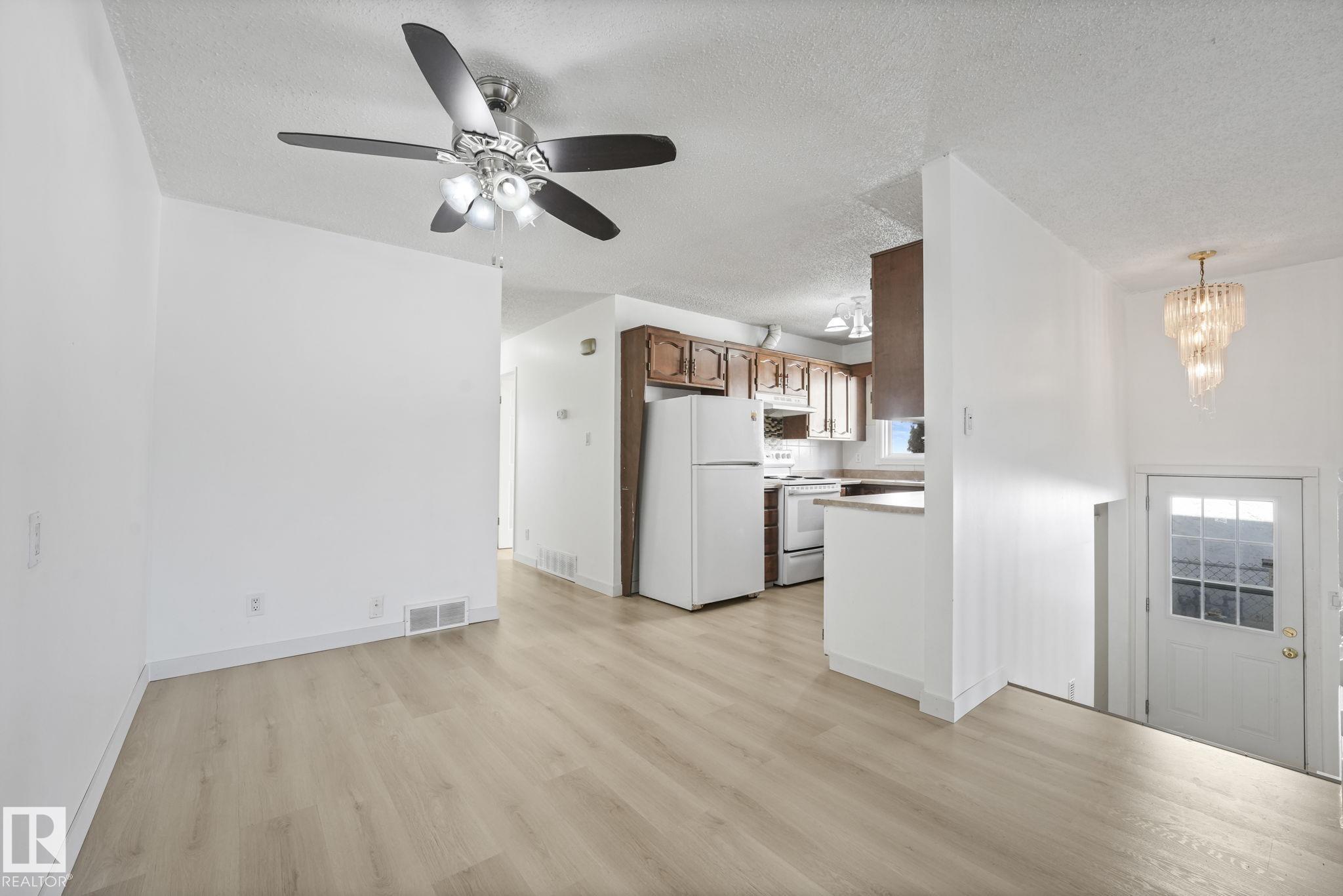 Photo 13 at 10350 154 Street NW, Canora, Edmonton