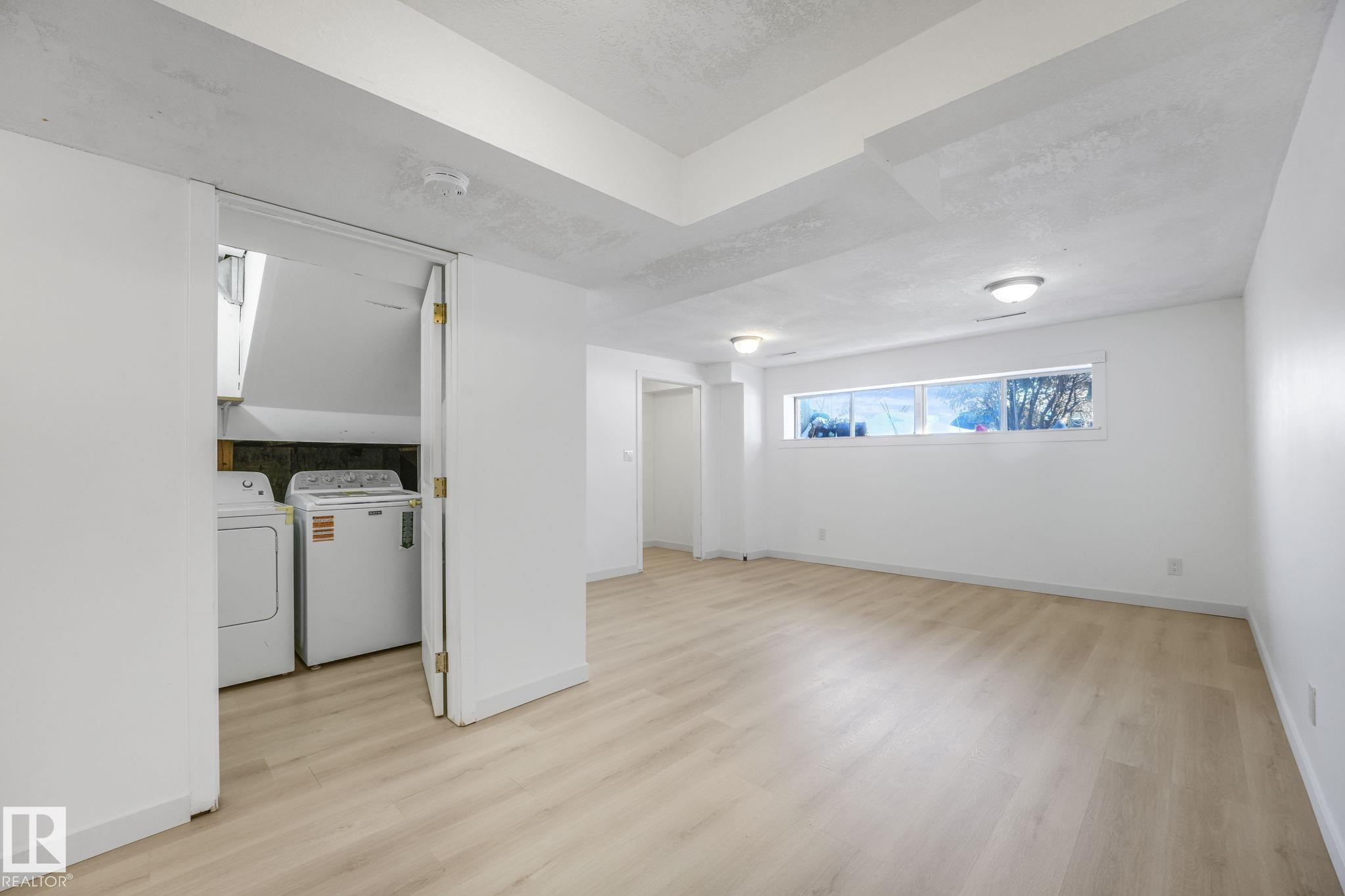 Photo 32 at 10350 154 Street NW, Canora, Edmonton