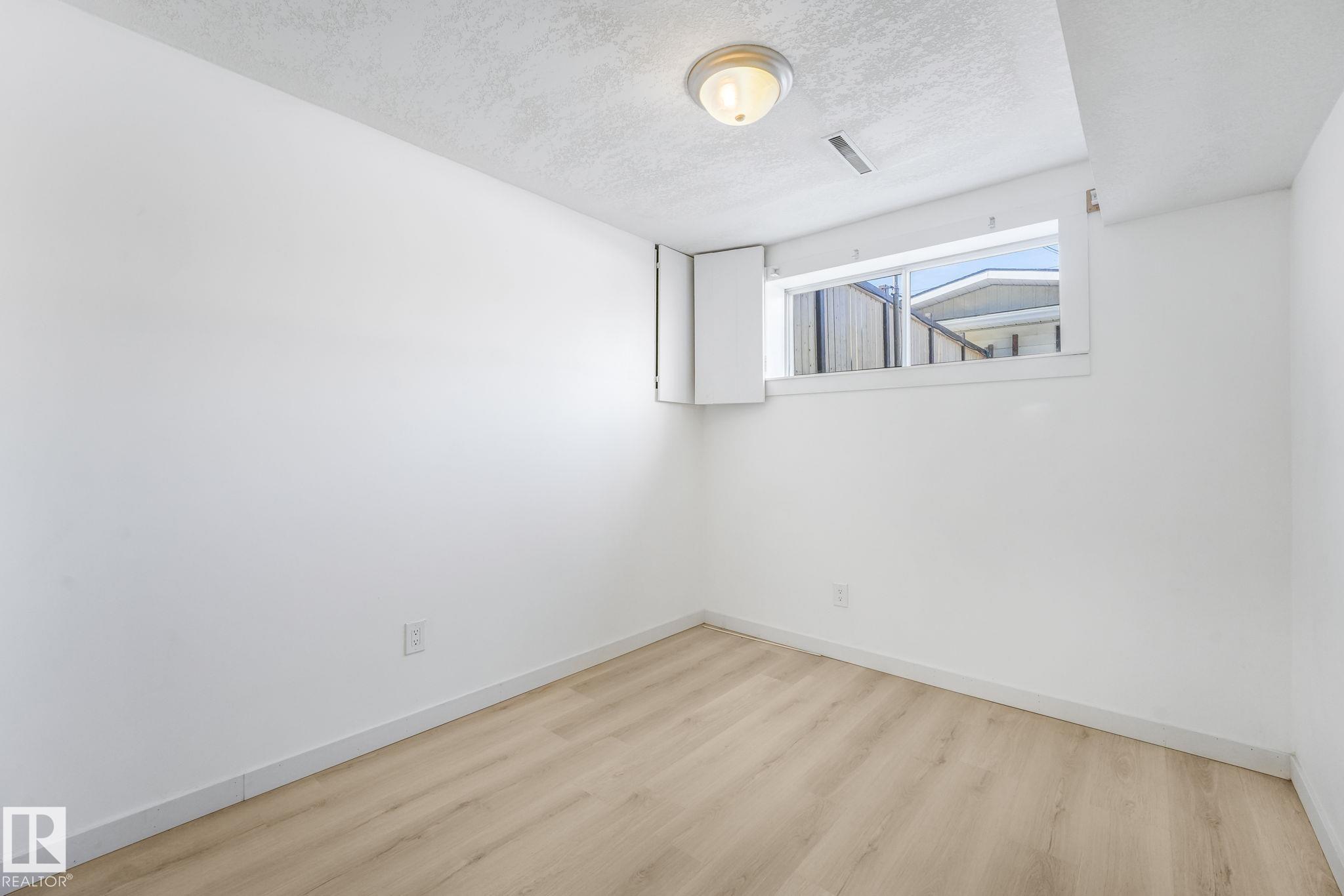 Photo 43 at 10350 154 Street NW, Canora, Edmonton