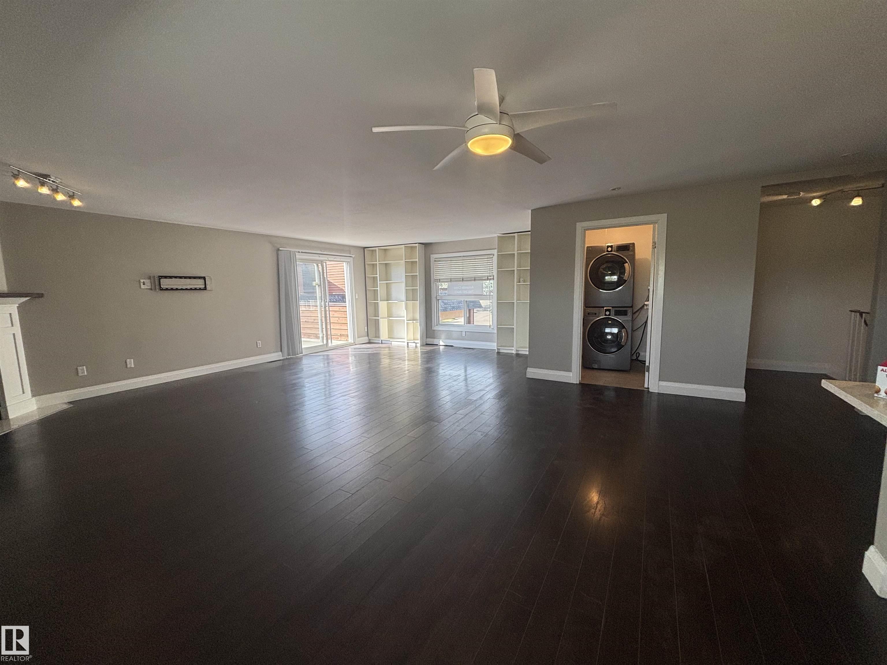 Photo 14 at 5979 40 Avenue NW, Greenview, Edmonton