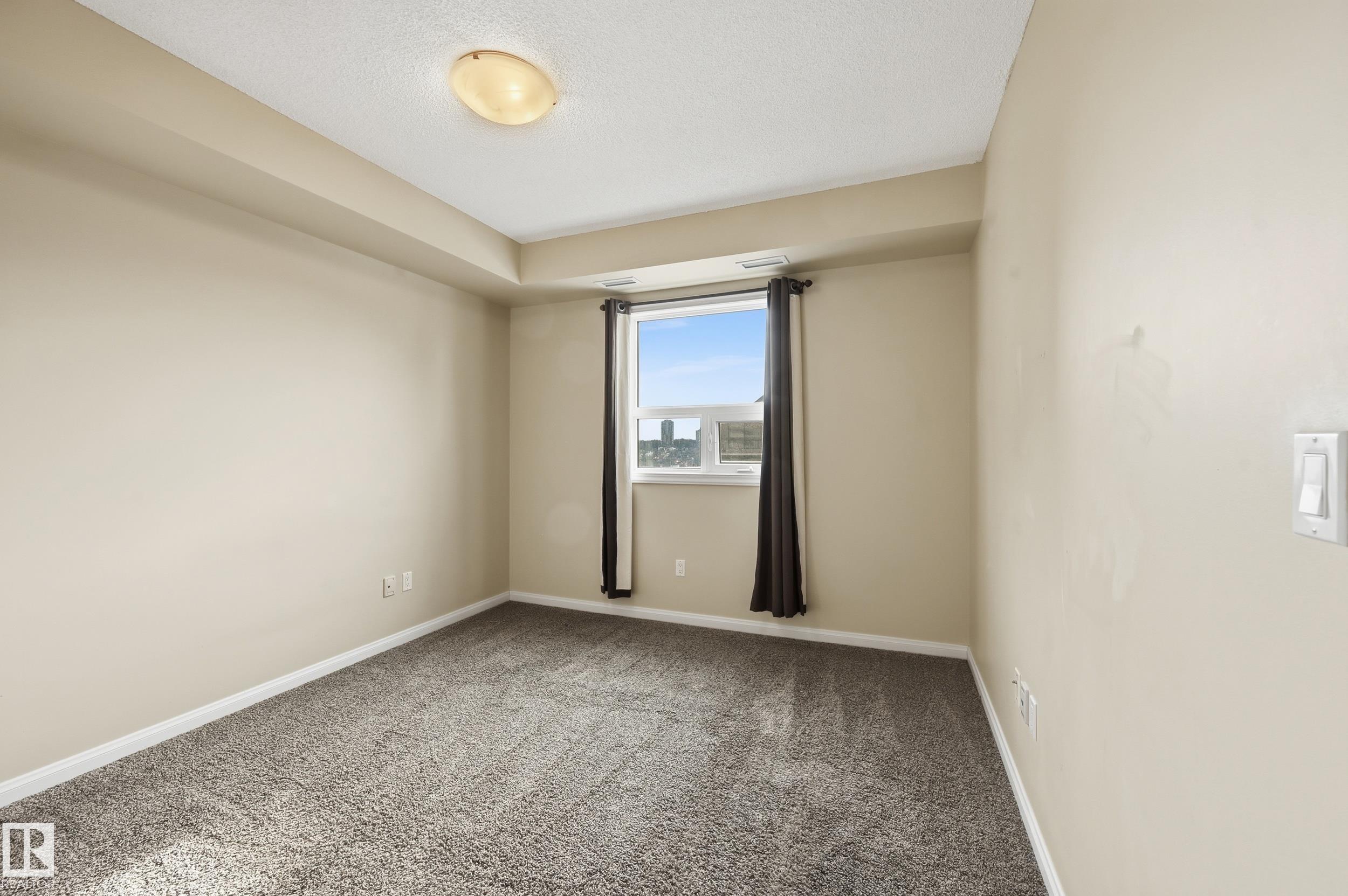 Photo 27 at 304 - 9819 104 Street NW, Downtown, Edmonton