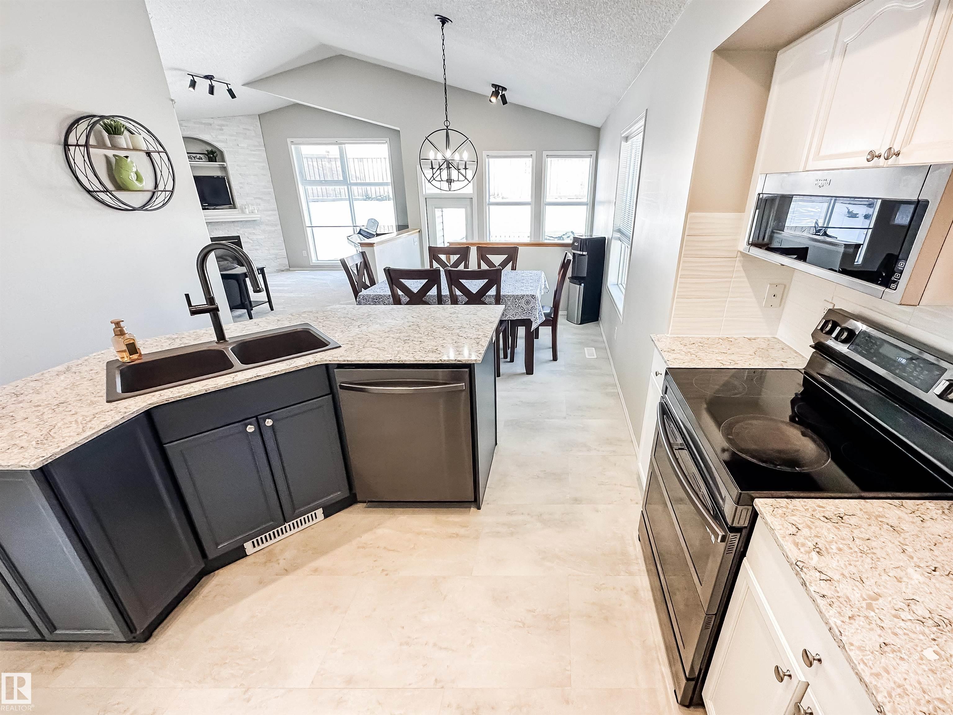 Photo 13 at 13036 139 Street NW, Athlone, Edmonton
