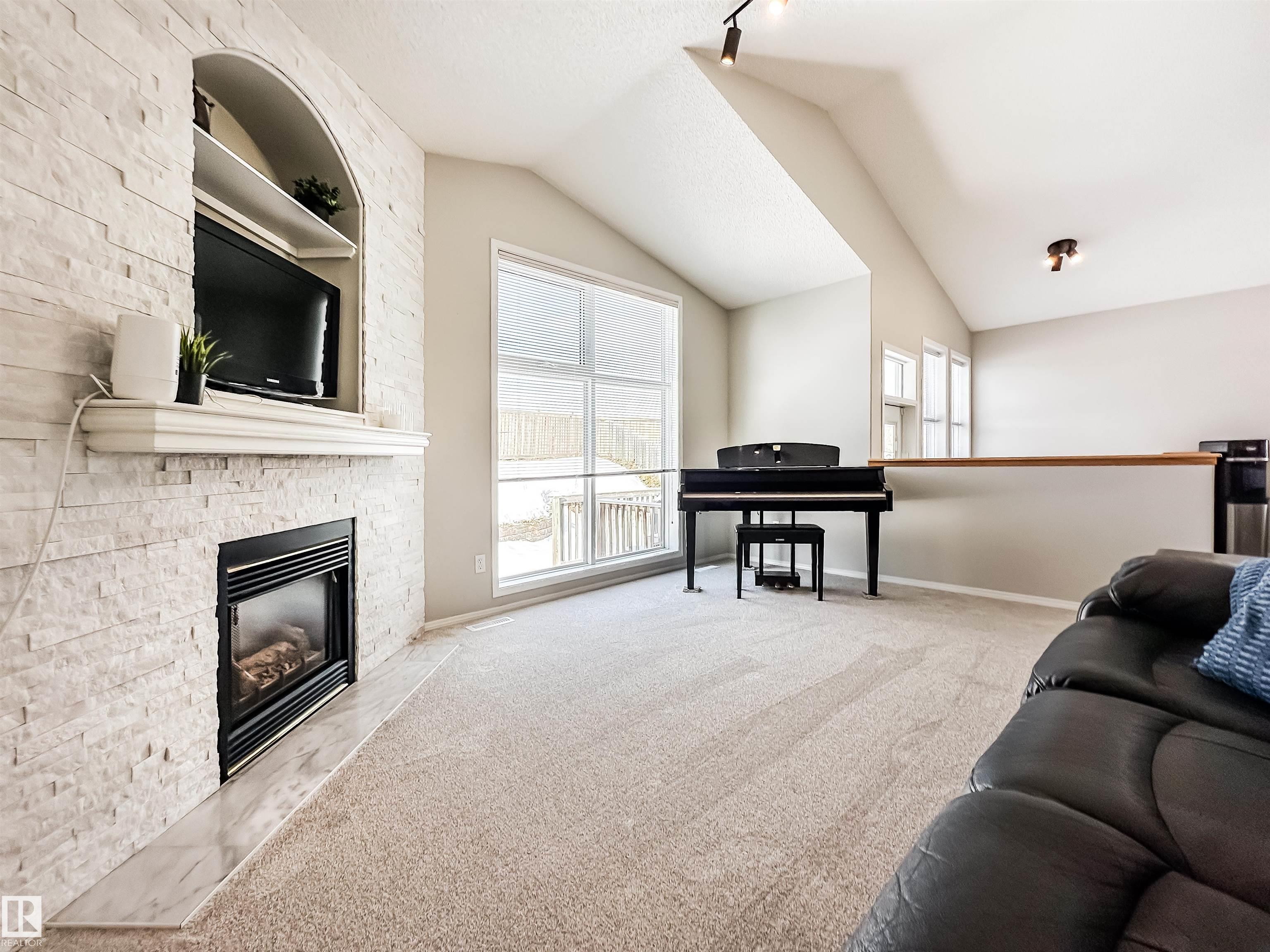 Photo 4 at 13036 139 Street NW, Athlone, Edmonton