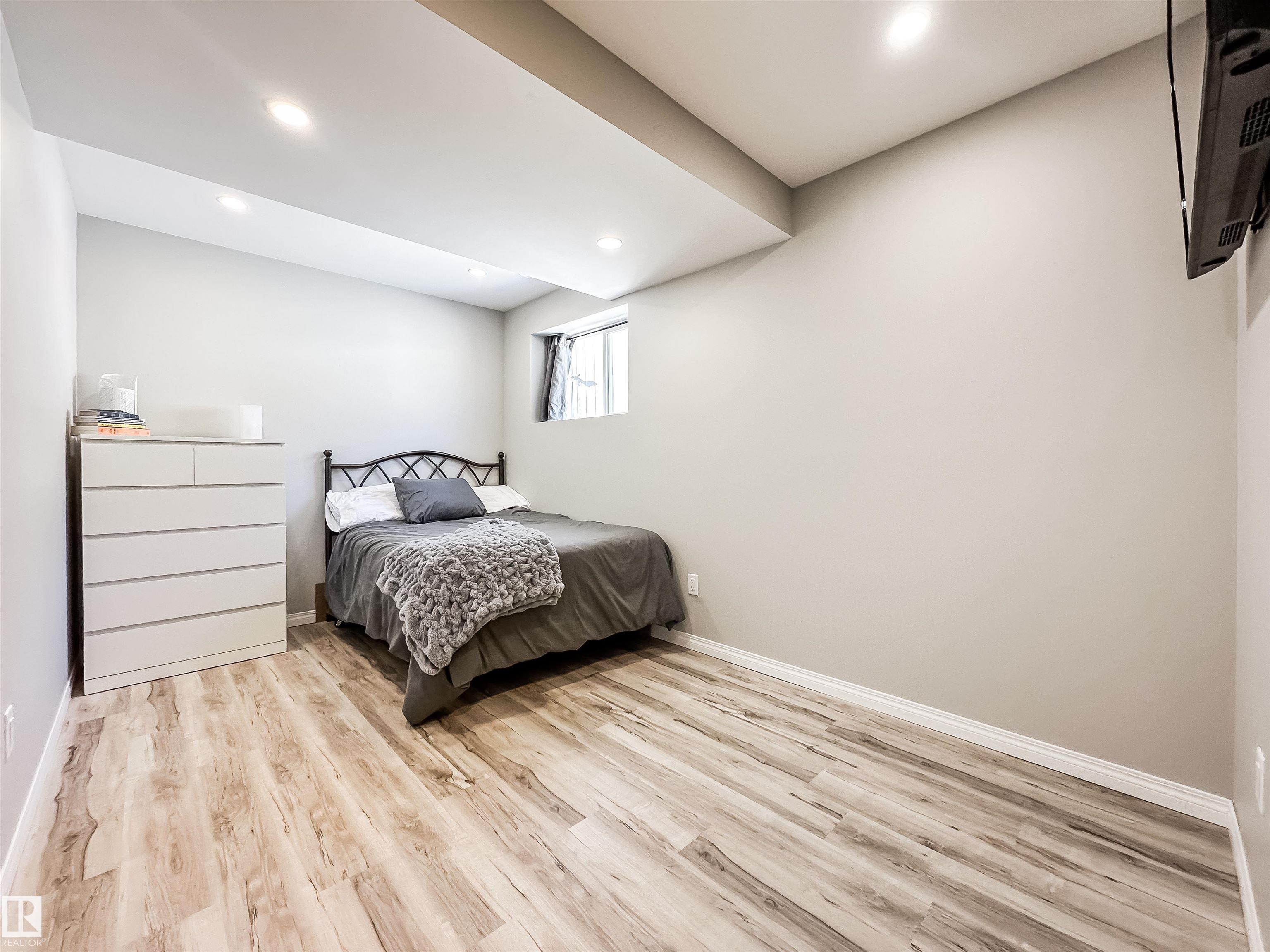 Photo 33 at 13036 139 Street NW, Athlone, Edmonton