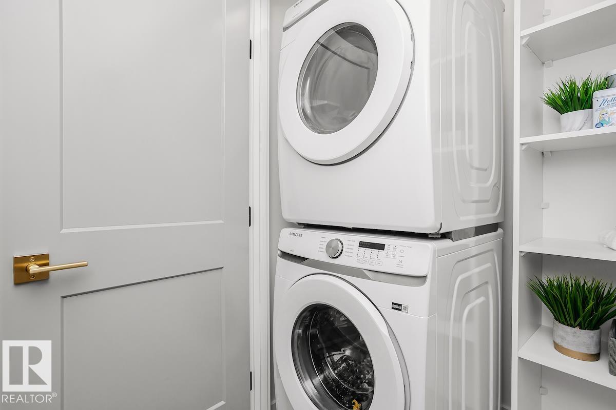 Photo 29 at 5807 Raven Crescent NW, Kinglet Gardens, Edmonton