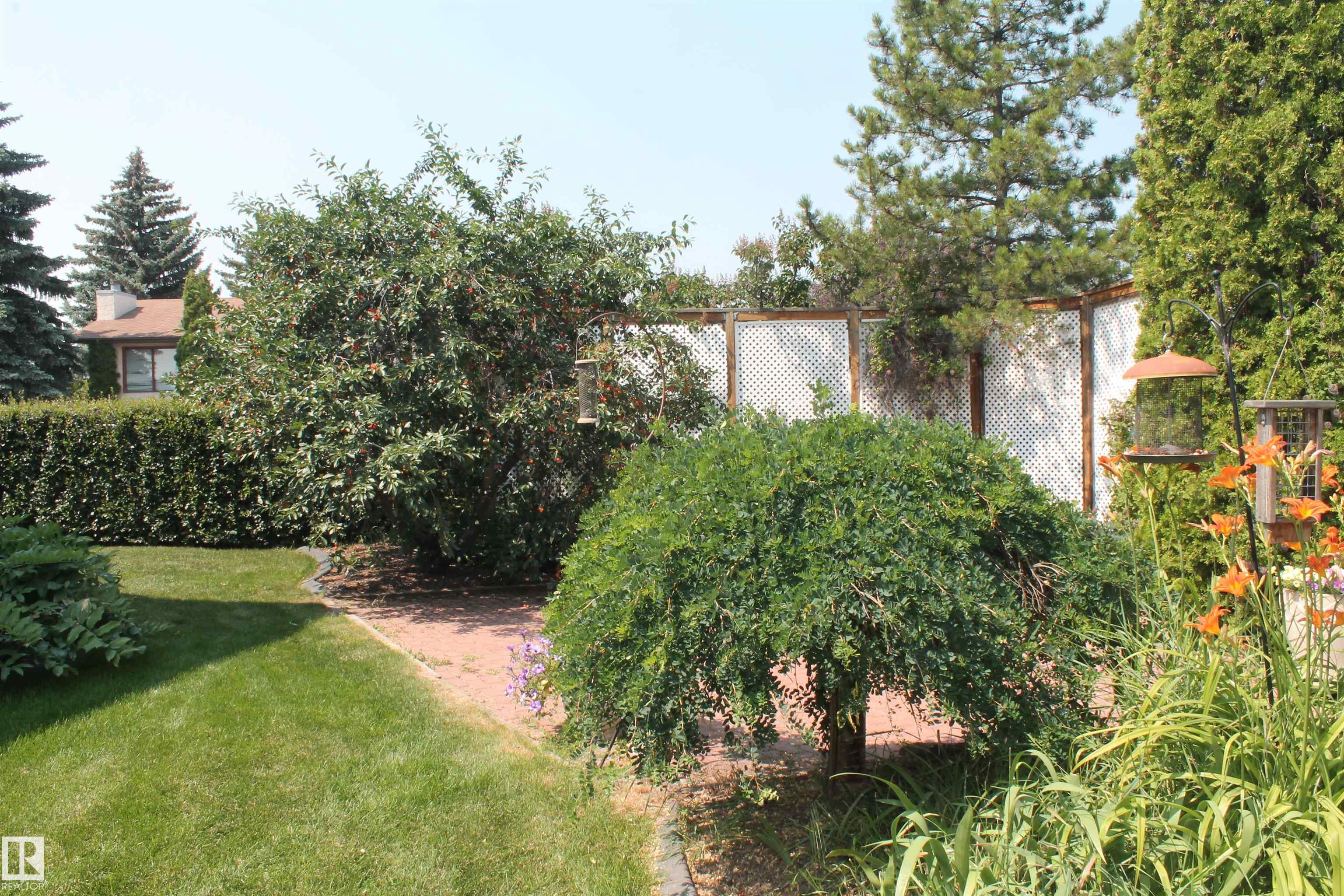 Photo 42 at 12824 157 Avenue NW, Oxford, Edmonton