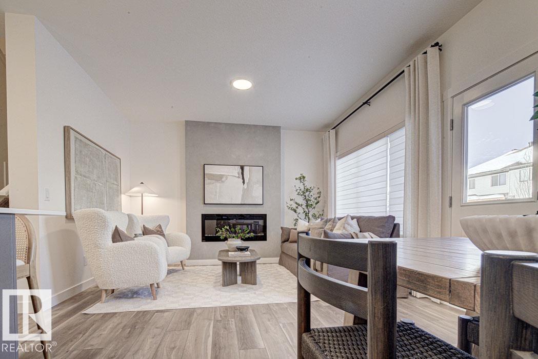 Photo 13 at 924 18 Avenue NW, Aster, Edmonton