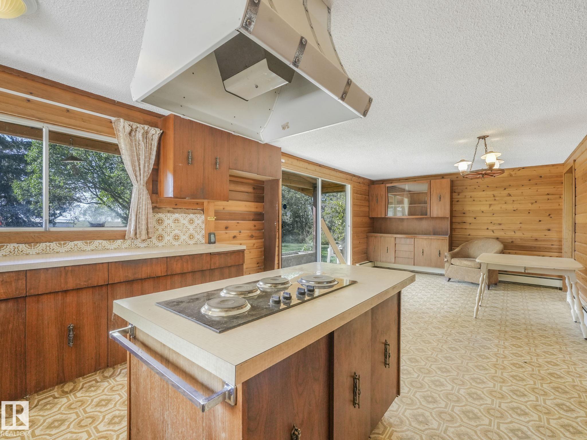 Photo 33 at 56025 Rge Road 241, None, Rural Sturgeon County