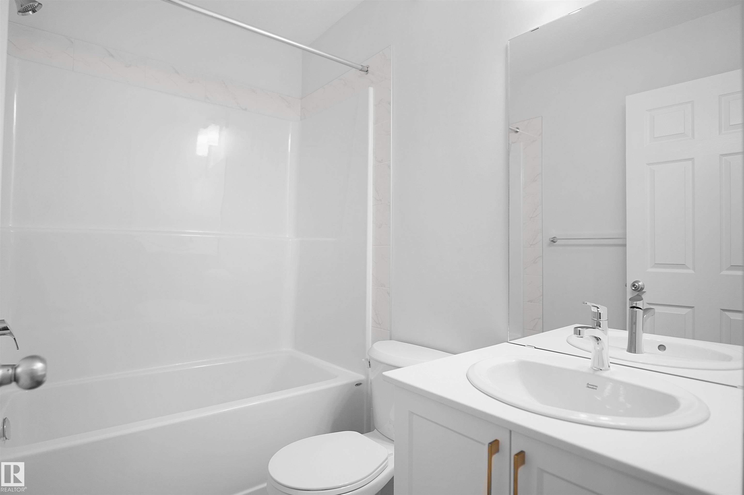 https://zimg.paragon.ice.com/ParagonImages/Property/PM/RAE/225390724/23/0/0/29bea7f43ffd6962f3a58d62cdeb391f/1/ecacff61a7297f82be263aeff979629b/225390724-e085b65e-42c1-43ae-b5f4-50750601376f.JPG