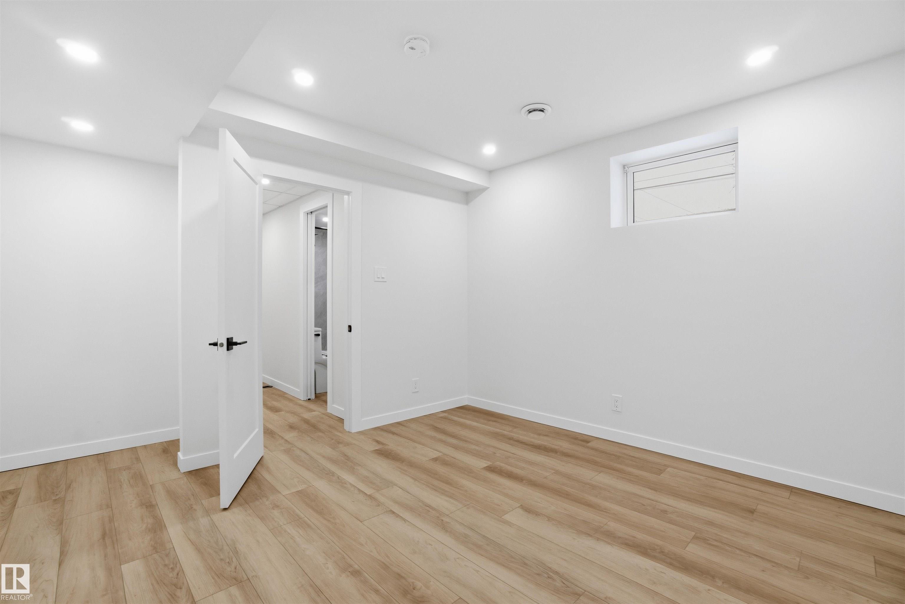 Photo 45 at 5711 95 Avenue NW, Ottewell, Edmonton