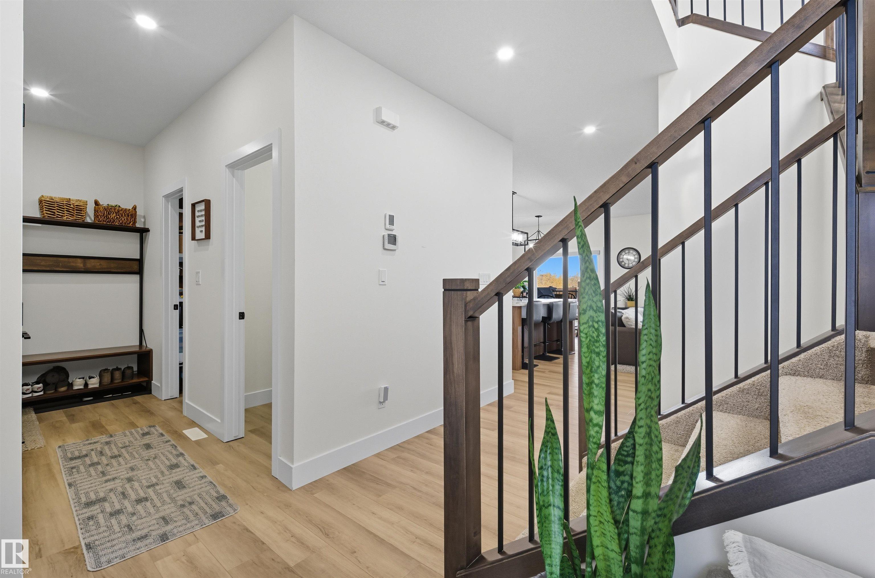 Picture for 6076 180 AV NW