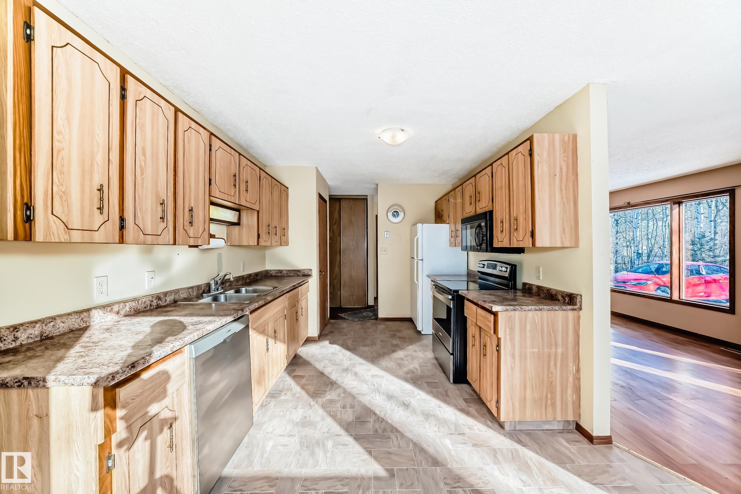 Photo 14 at 100 - 23016 Twp Rd 504, Caywood, Rural Leduc County