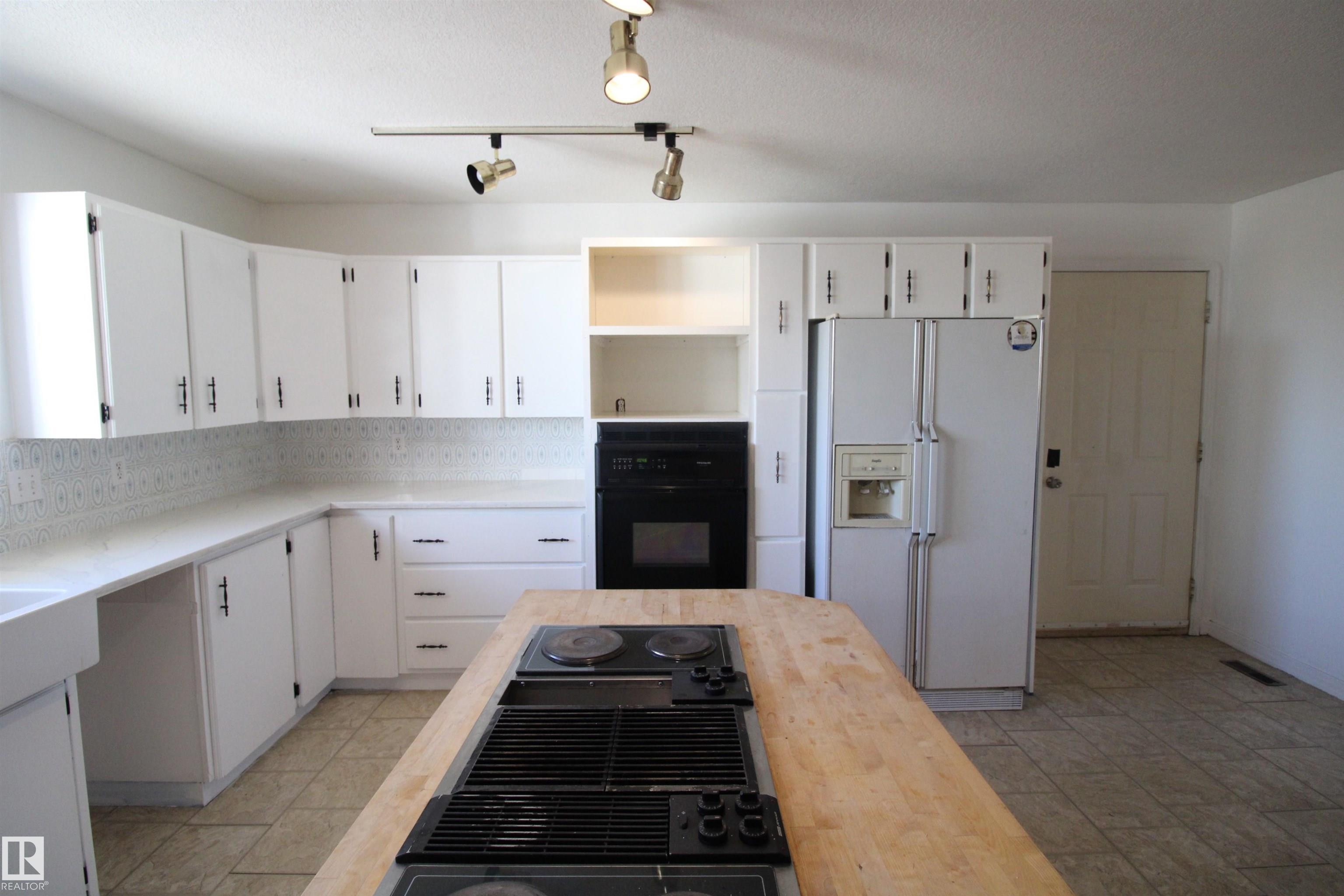 Photo 20 at 53021 Rge Road 73, None, Rural Parkland County