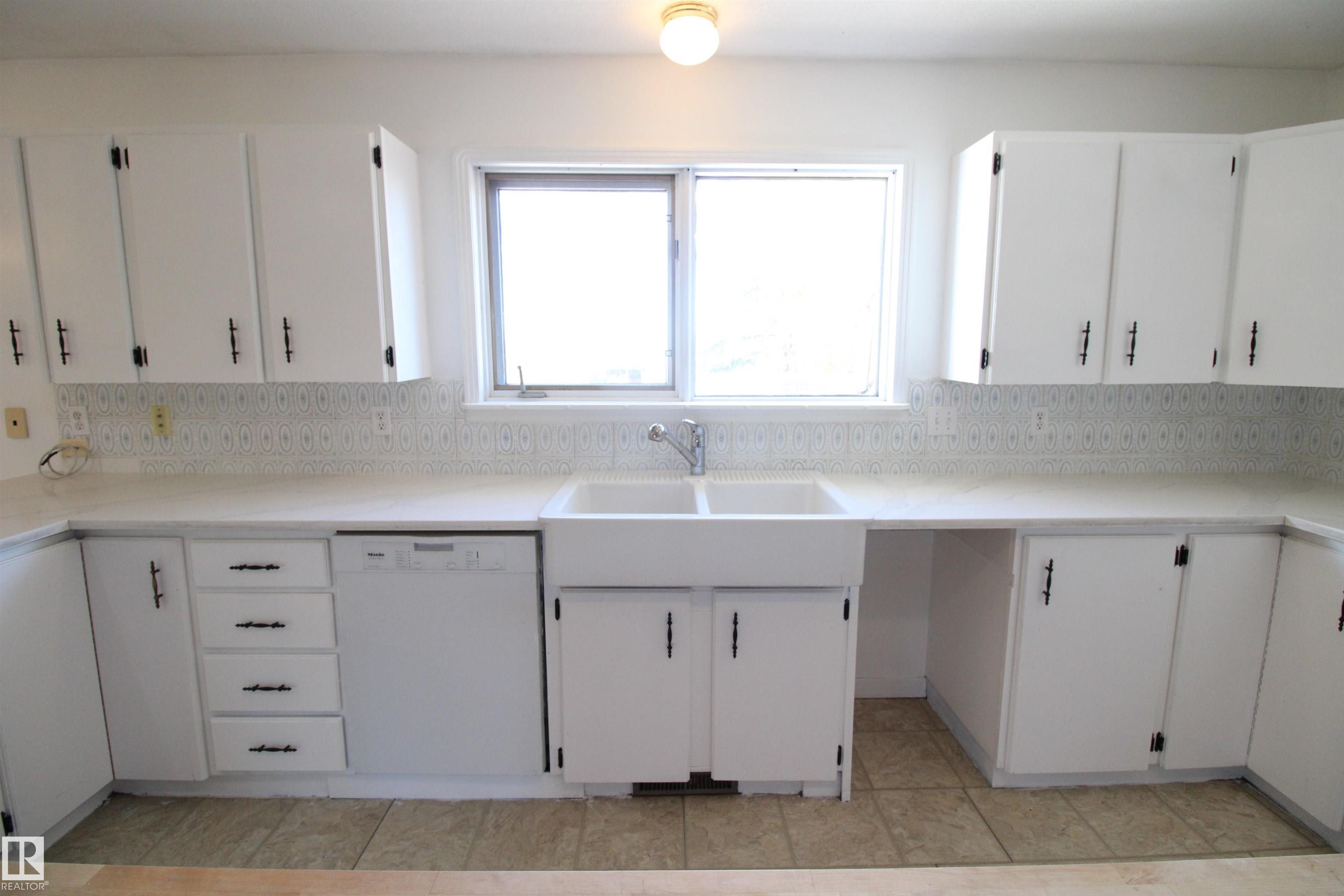 Photo 22 at 53021 Rge Road 73, None, Rural Parkland County