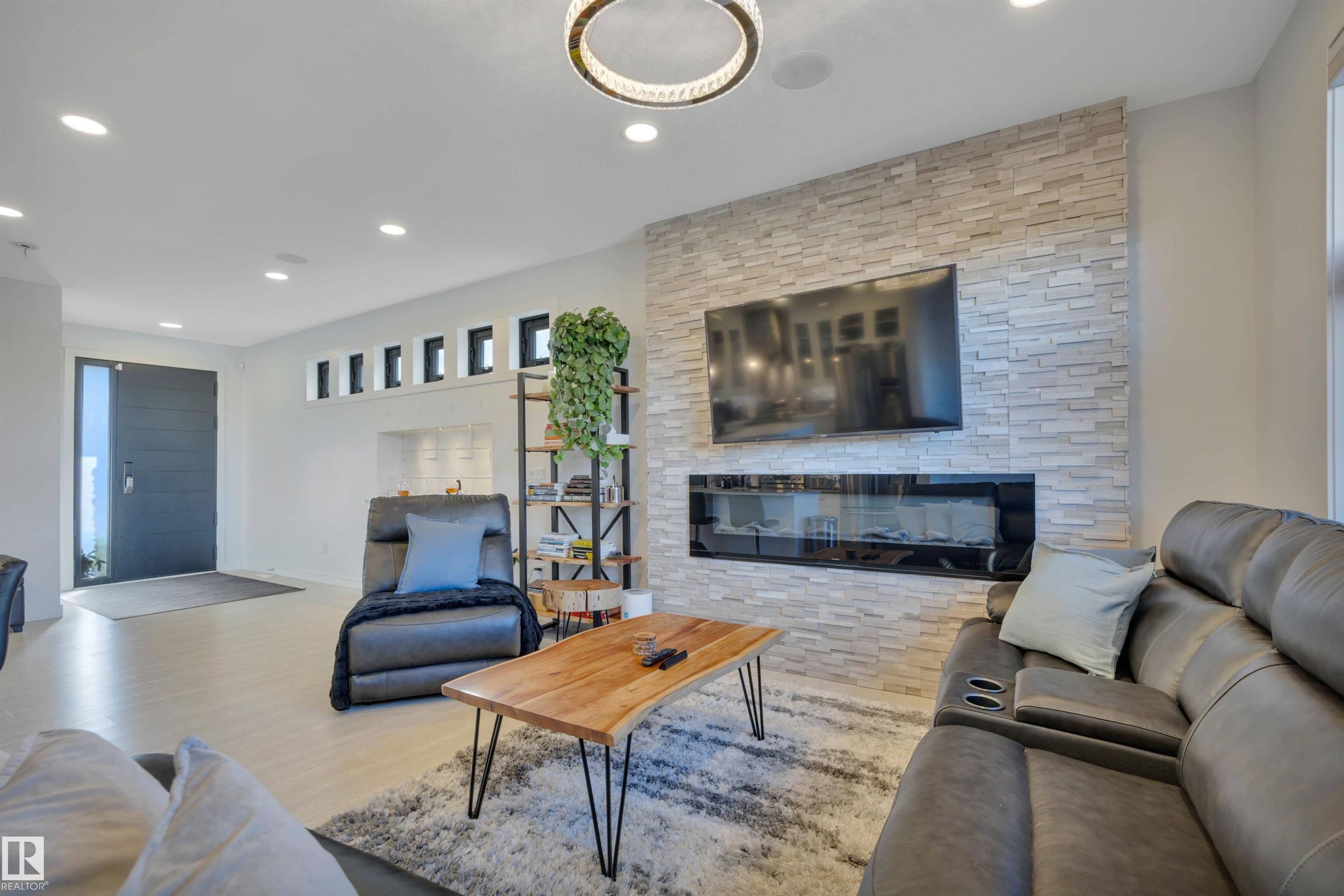 Photo 11 at 11 Brunswyck Crescent, Fenwyck, Spruce Grove