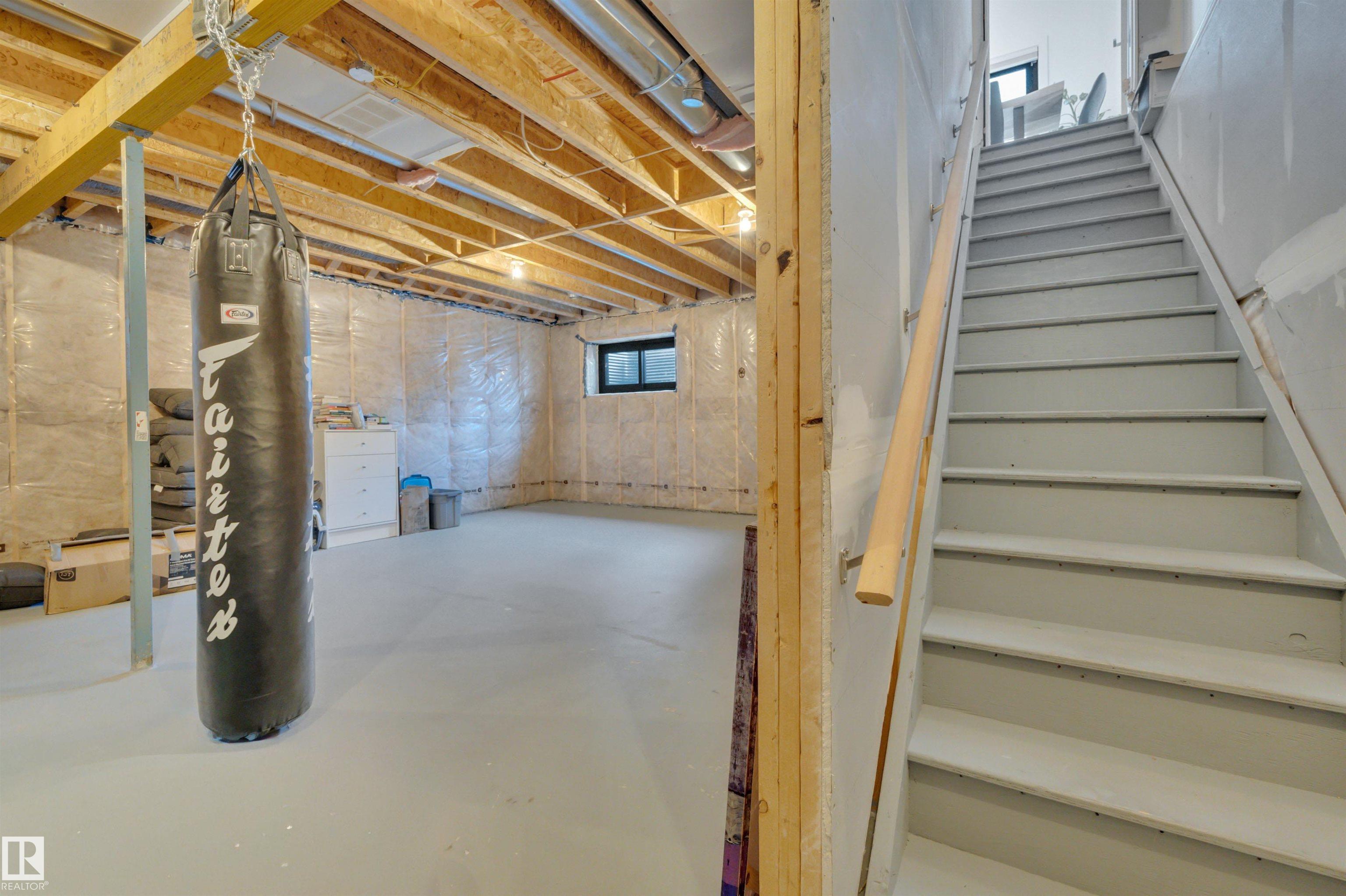 Photo 37 at 11 Brunswyck Crescent, Fenwyck, Spruce Grove