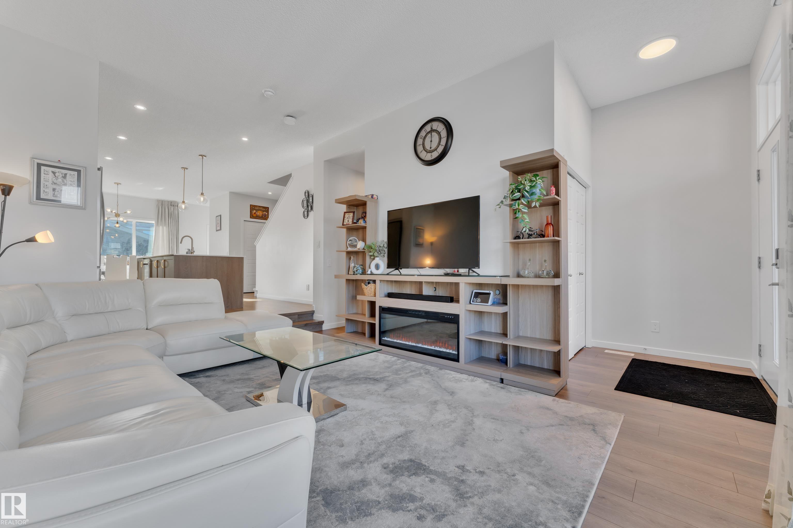 Photo 6 at 3607 6 Avenue SW, Charlesworth, Edmonton