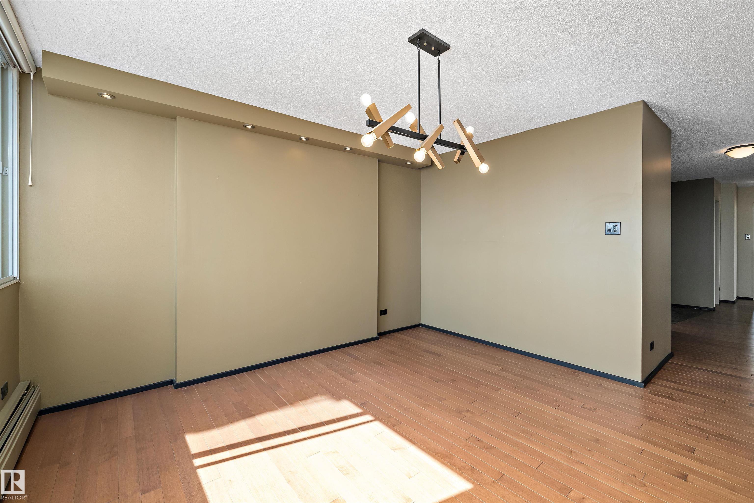 Photo 16 at 1101 - 9923 103 Street NW, Downtown, Edmonton