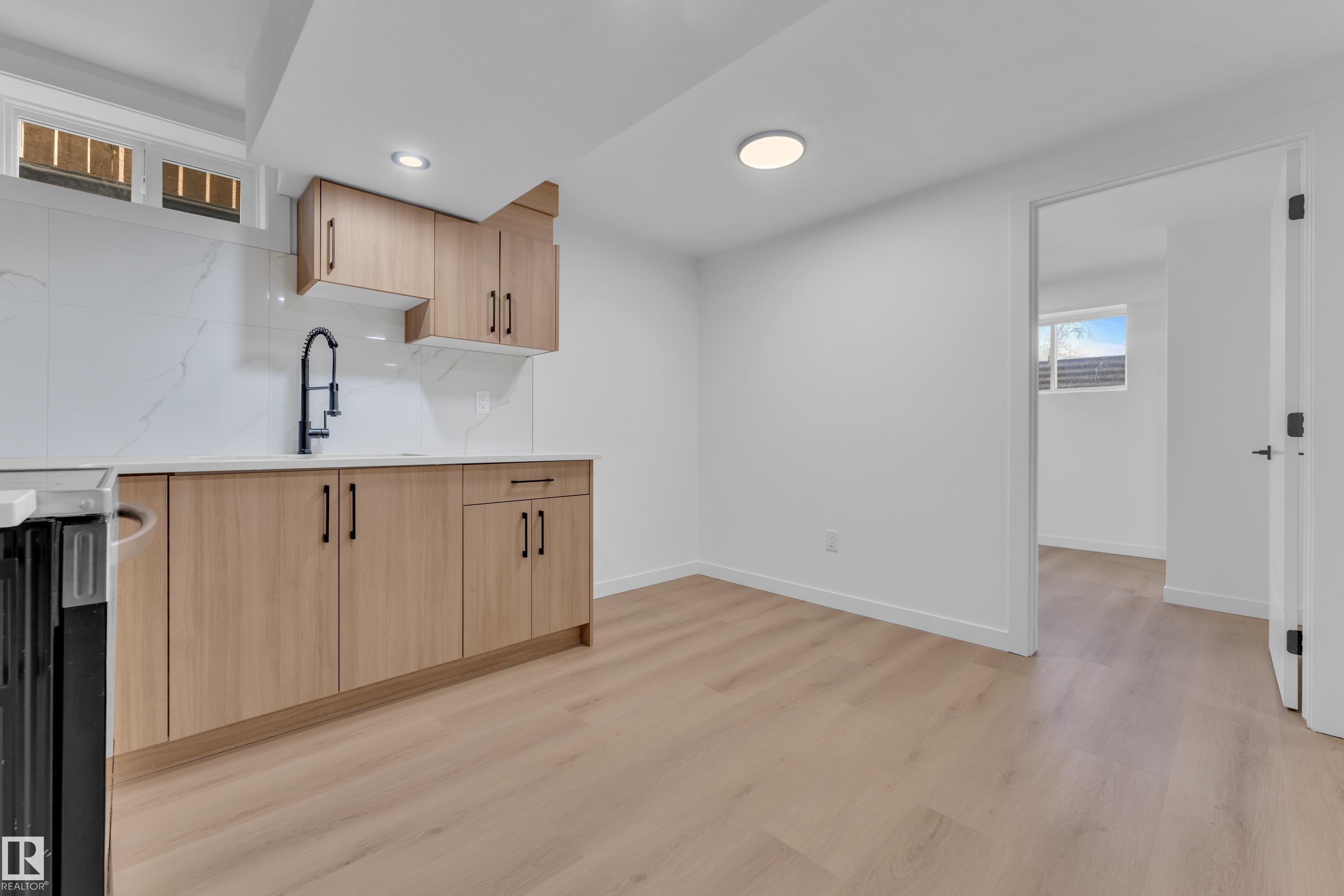 Photo 26 at 1755 37 Street NW, Daly Grove, Edmonton