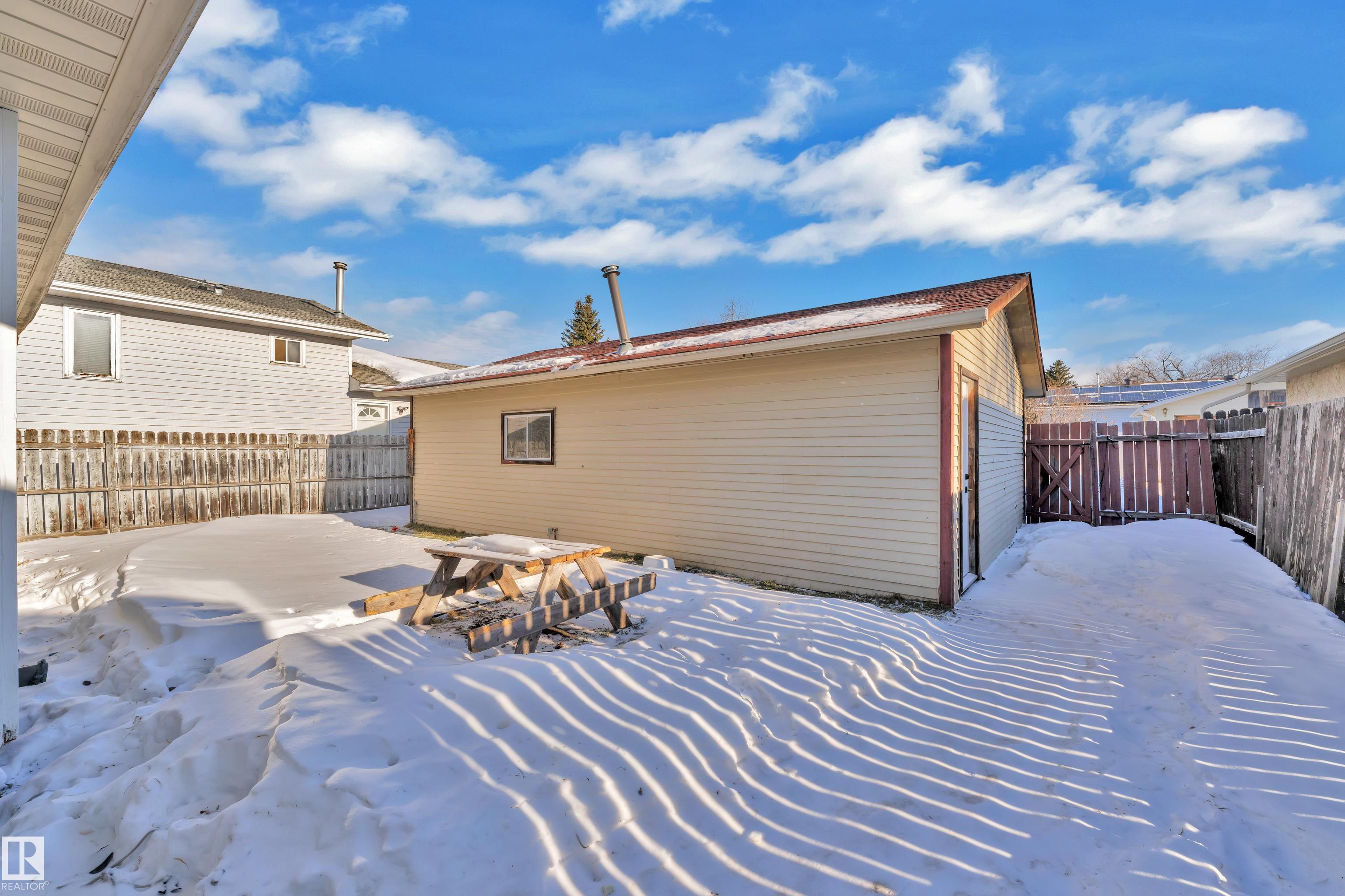 Photo 39 at 1755 37 Street NW, Daly Grove, Edmonton