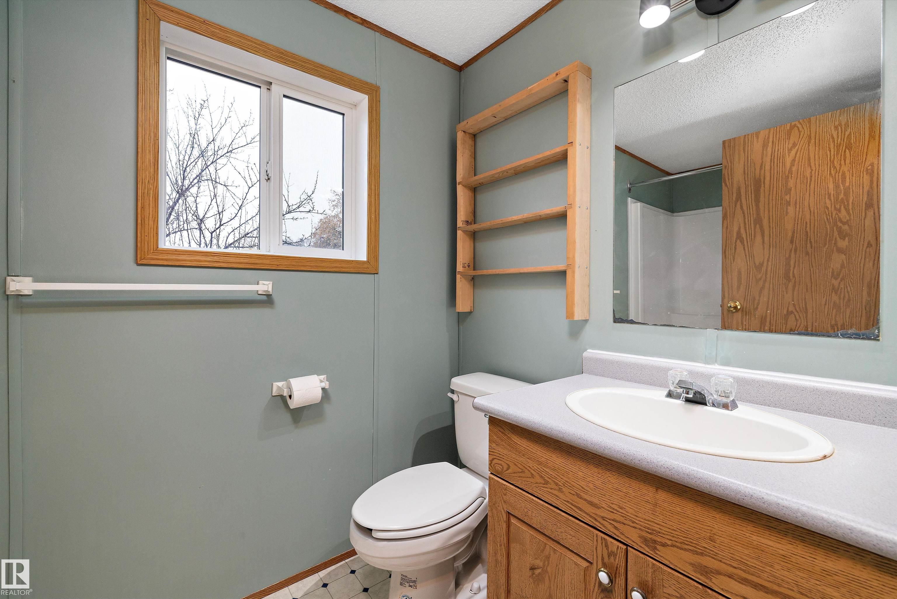 Photo 11 at 55516 Rge Road 250, None, Rural Sturgeon County