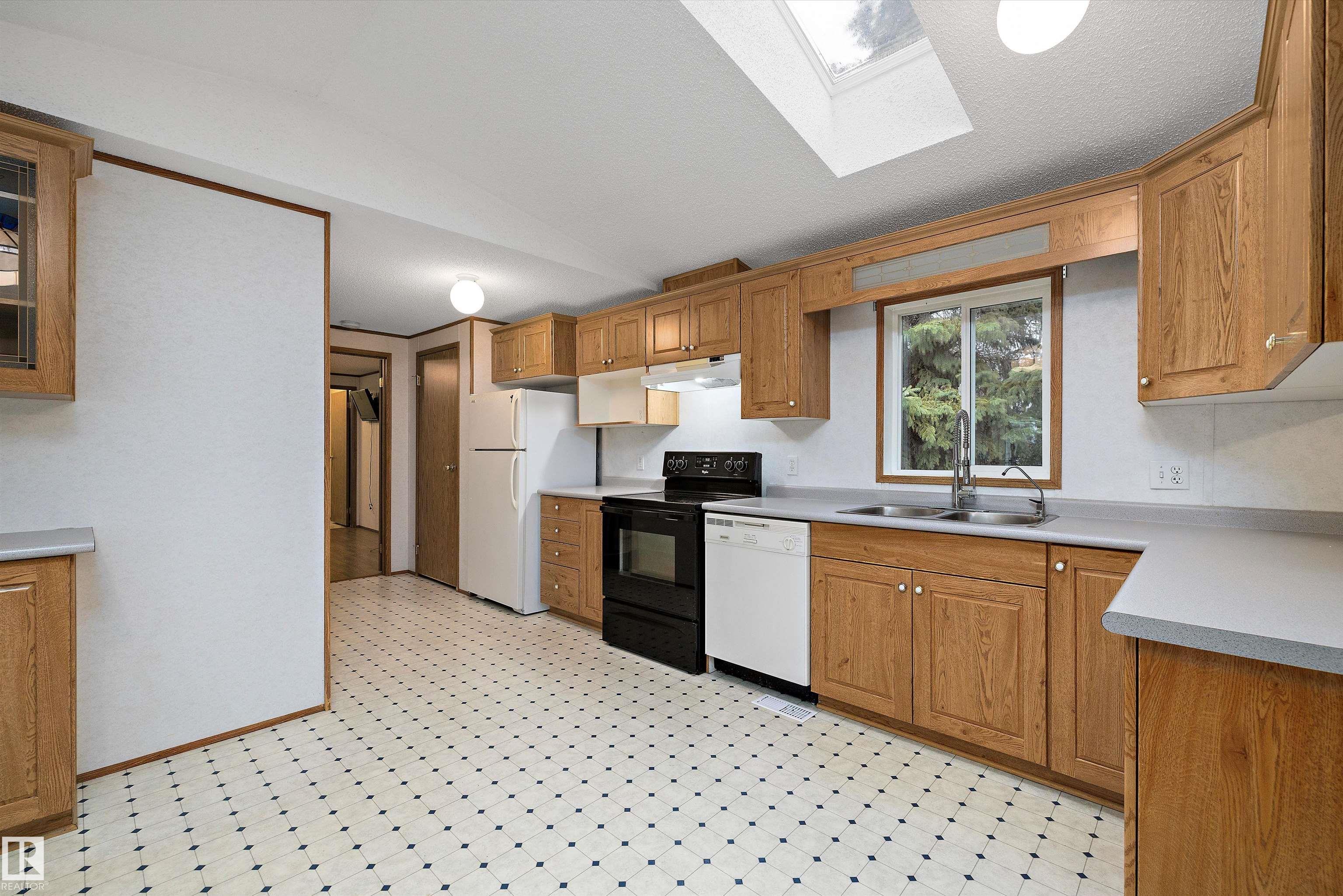 55516 Rge Road 250, None, Rural Sturgeon County