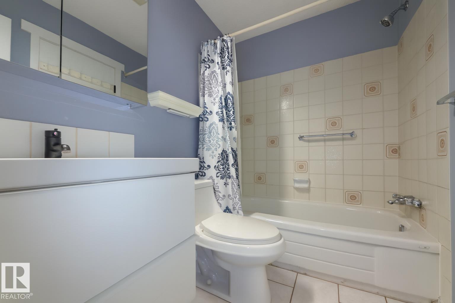 Photo 15 at 2 - 10205 158 Avenue NW, Beaumaris, Edmonton