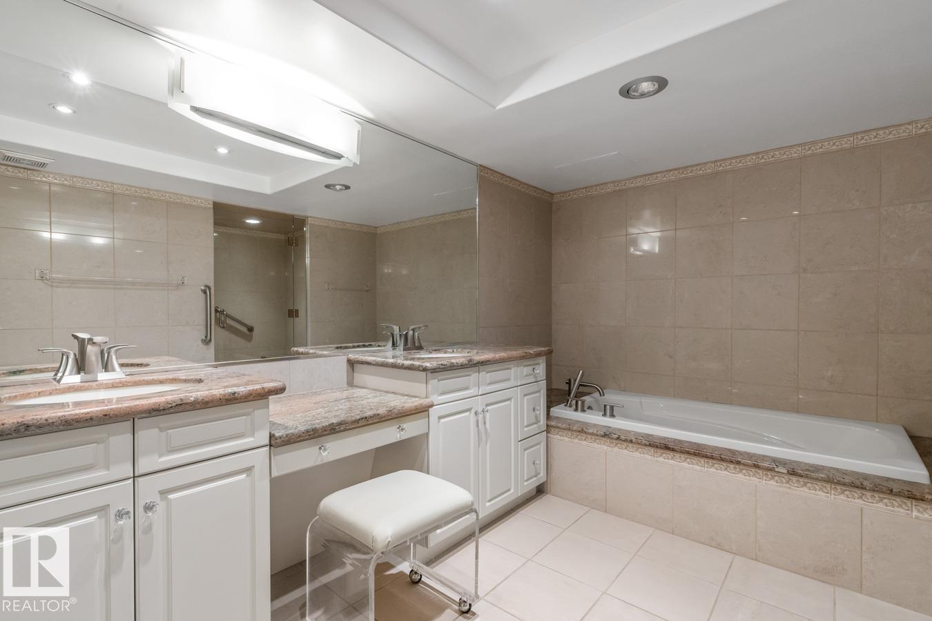 Photo 36 at 11503 100 Avenue NW, Wîhkwêntôwin, Edmonton