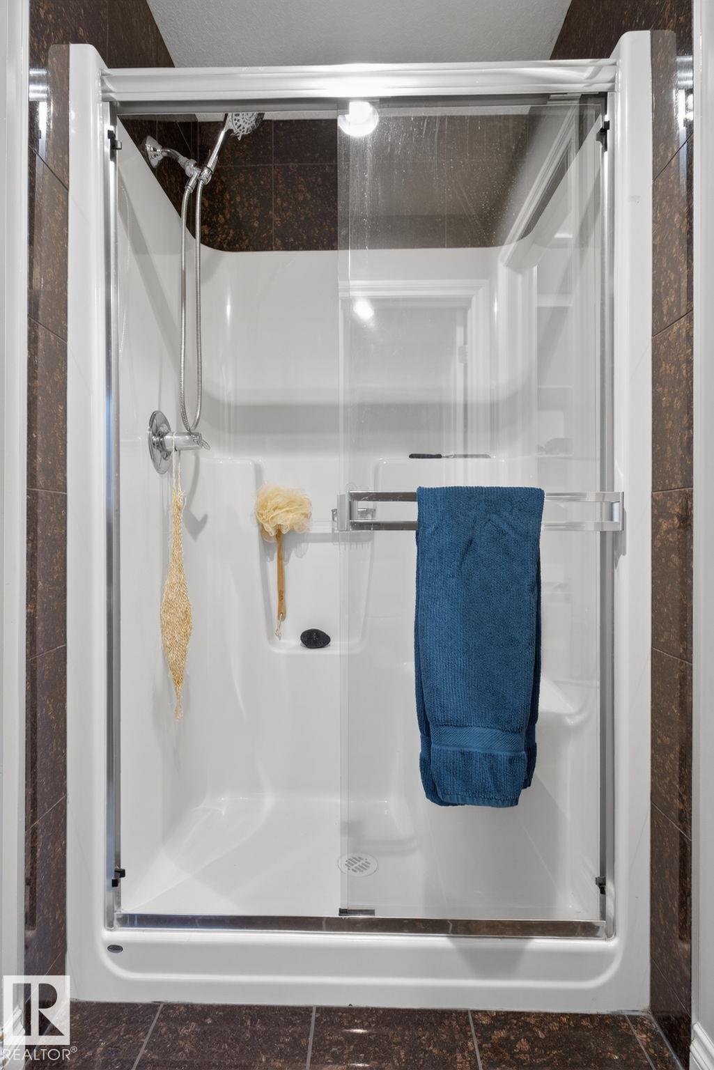 Photo 37 at 13608 160 Avenue NW, Carlton, Edmonton