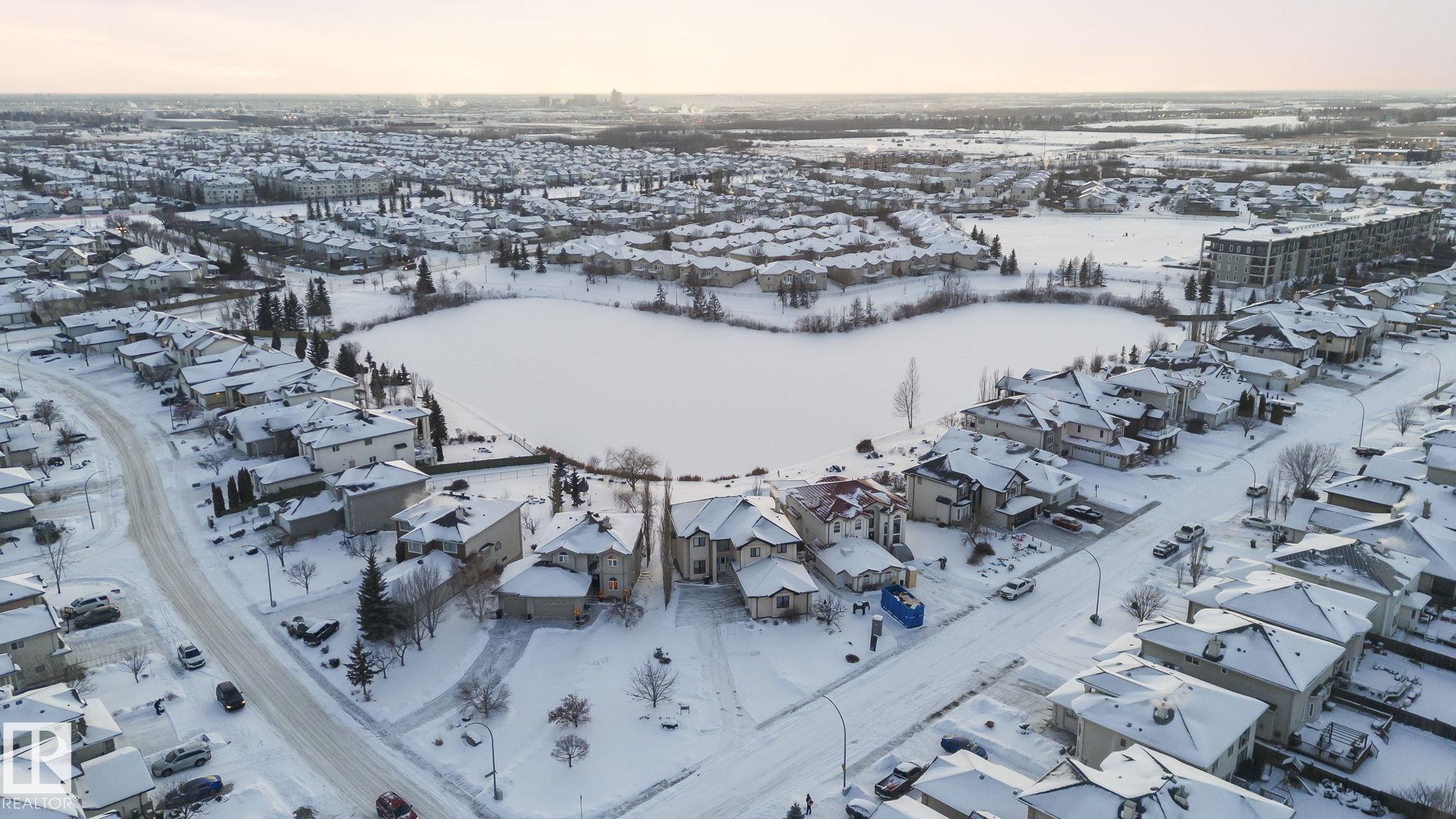 Photo 8 at 13608 160 Avenue NW, Carlton, Edmonton